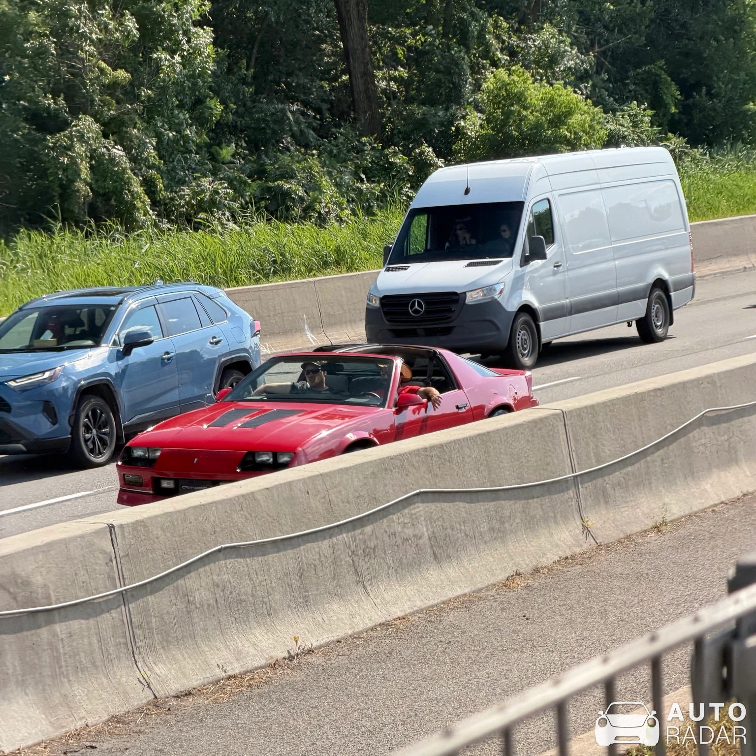 Chevrolet Camaro IROC-Z spotted in Terrebonne