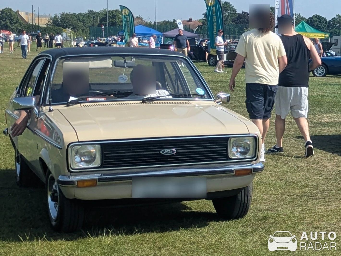 Ford Escort Mk2 spotted in Enfield