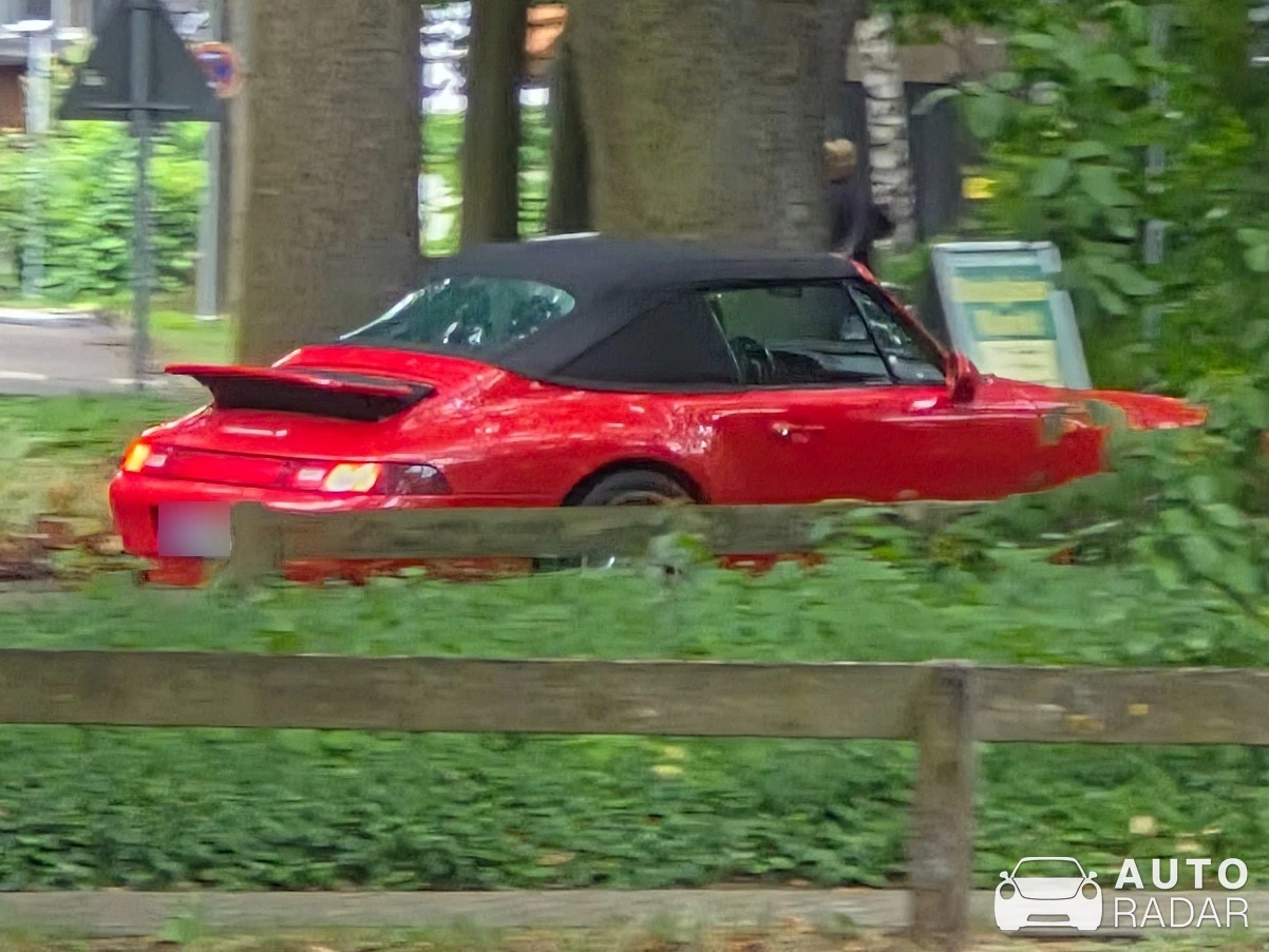 Porsche 993 Carrera Cabriolet spotted in Wunstorf