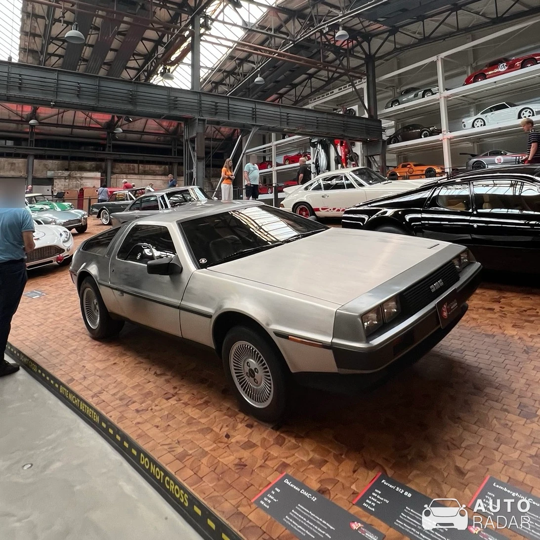DeLorean DMC-12 spotted in Dietzhölztal