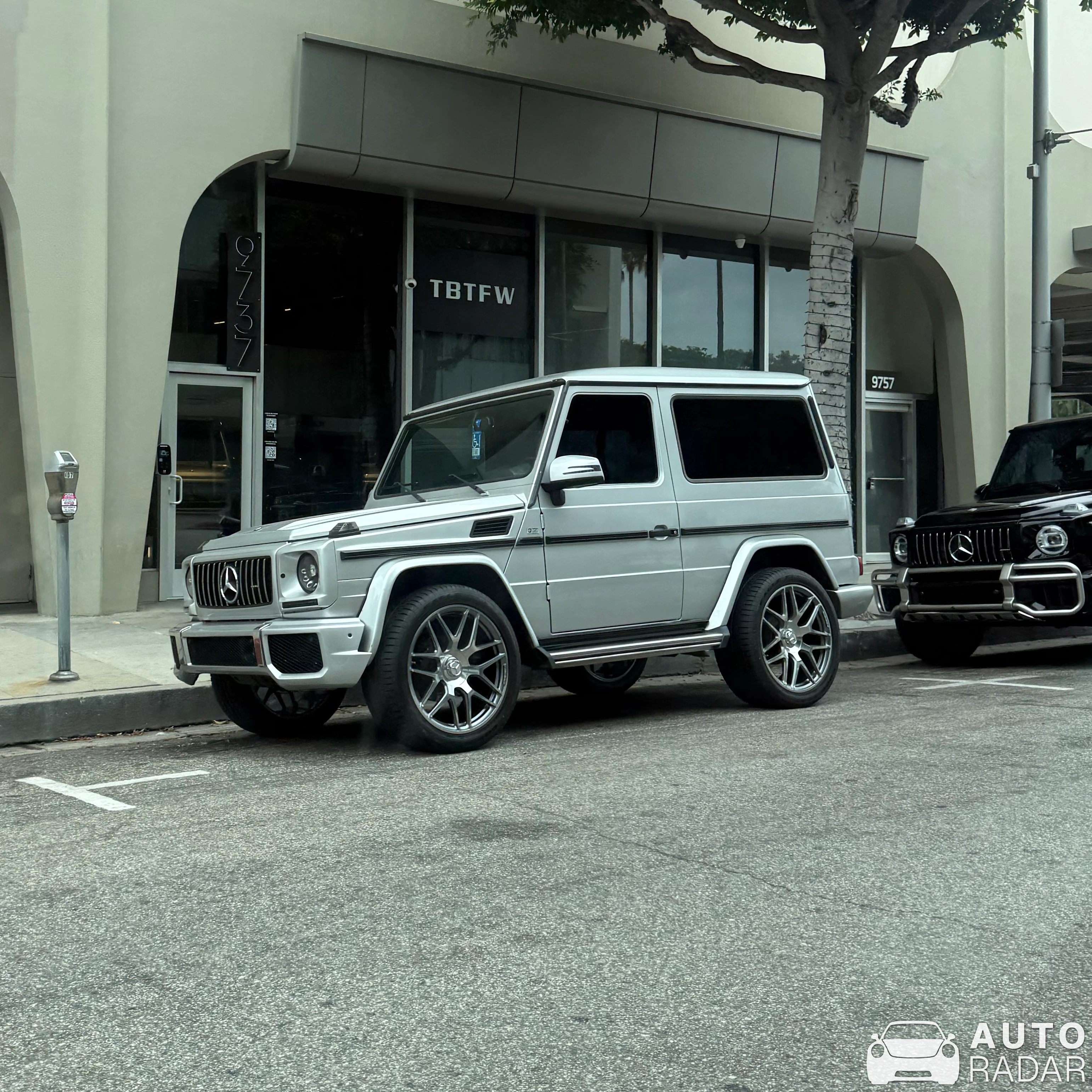 Mercedes-Benz 300GE SWB spotted in Beverly Hills