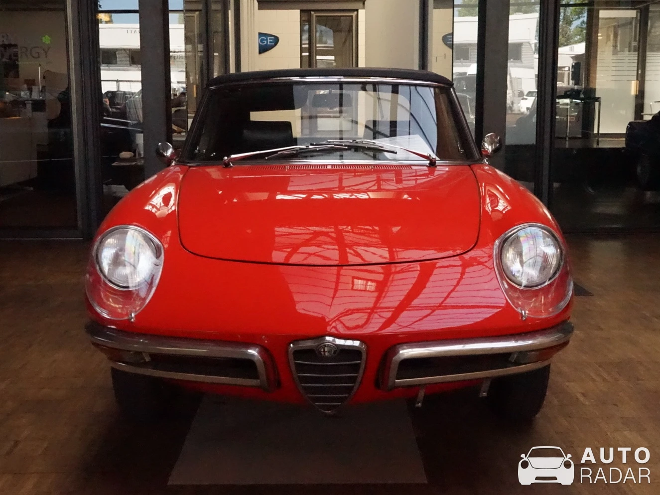 Alfa Romeo Spider Series 2 Duetto spotted in Berliini