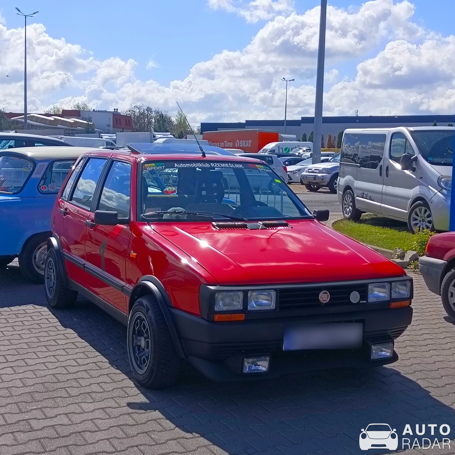 Fiat Uno SX spotted in Wrocław
