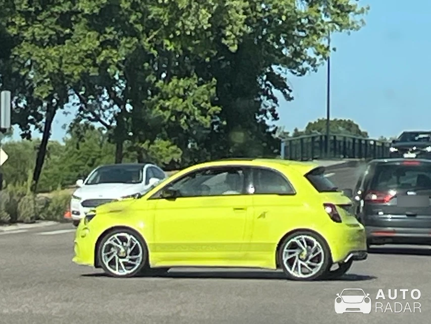 Abarth 500e spotted in Dommartin-lès-Toul