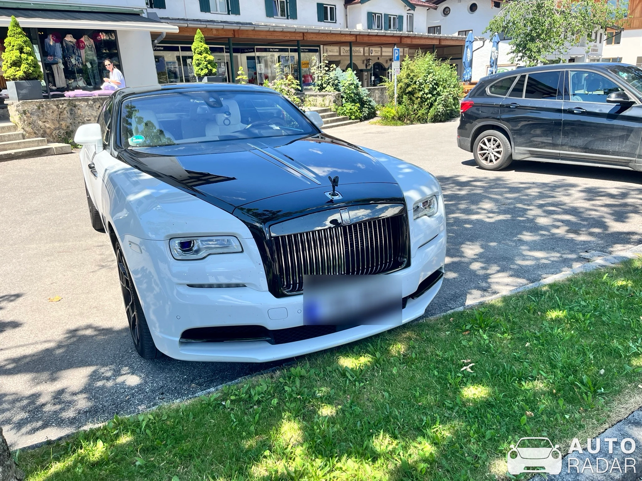 Rolls-Royce Wraith Series II spotted in Irschenberg