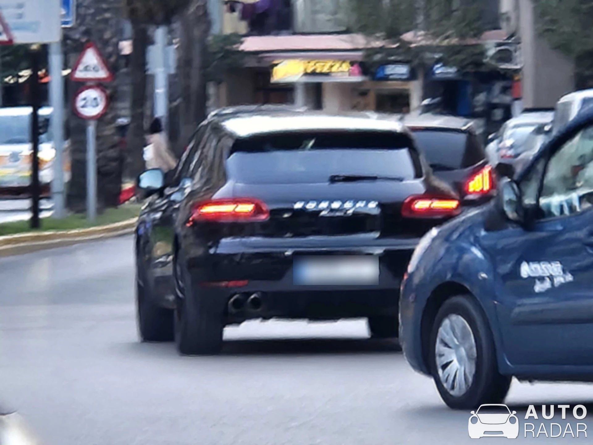 Porsche Macan S spotted in Gandia