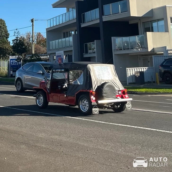 Mini Moke spotted in Highton