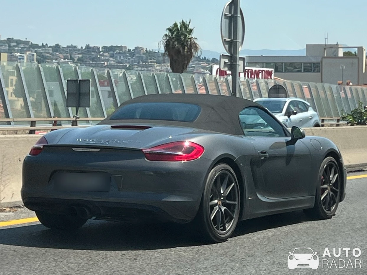 Porsche 981 Boxster spotted in Saint-Laurent-du-Var