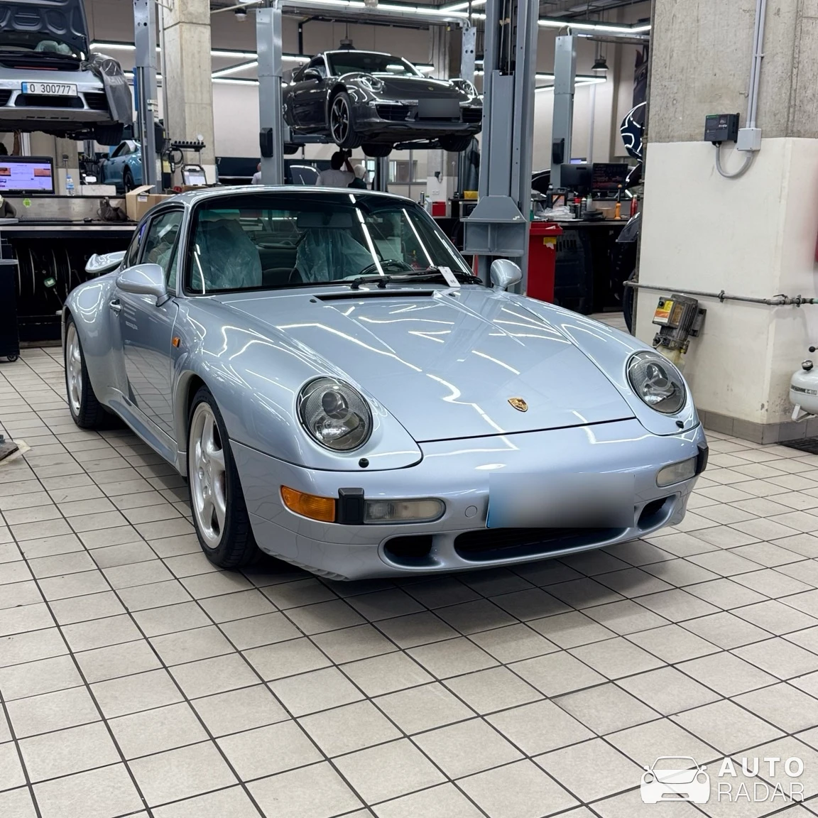 Porsche 993 Turbo spotted in Beyrouth, Liban