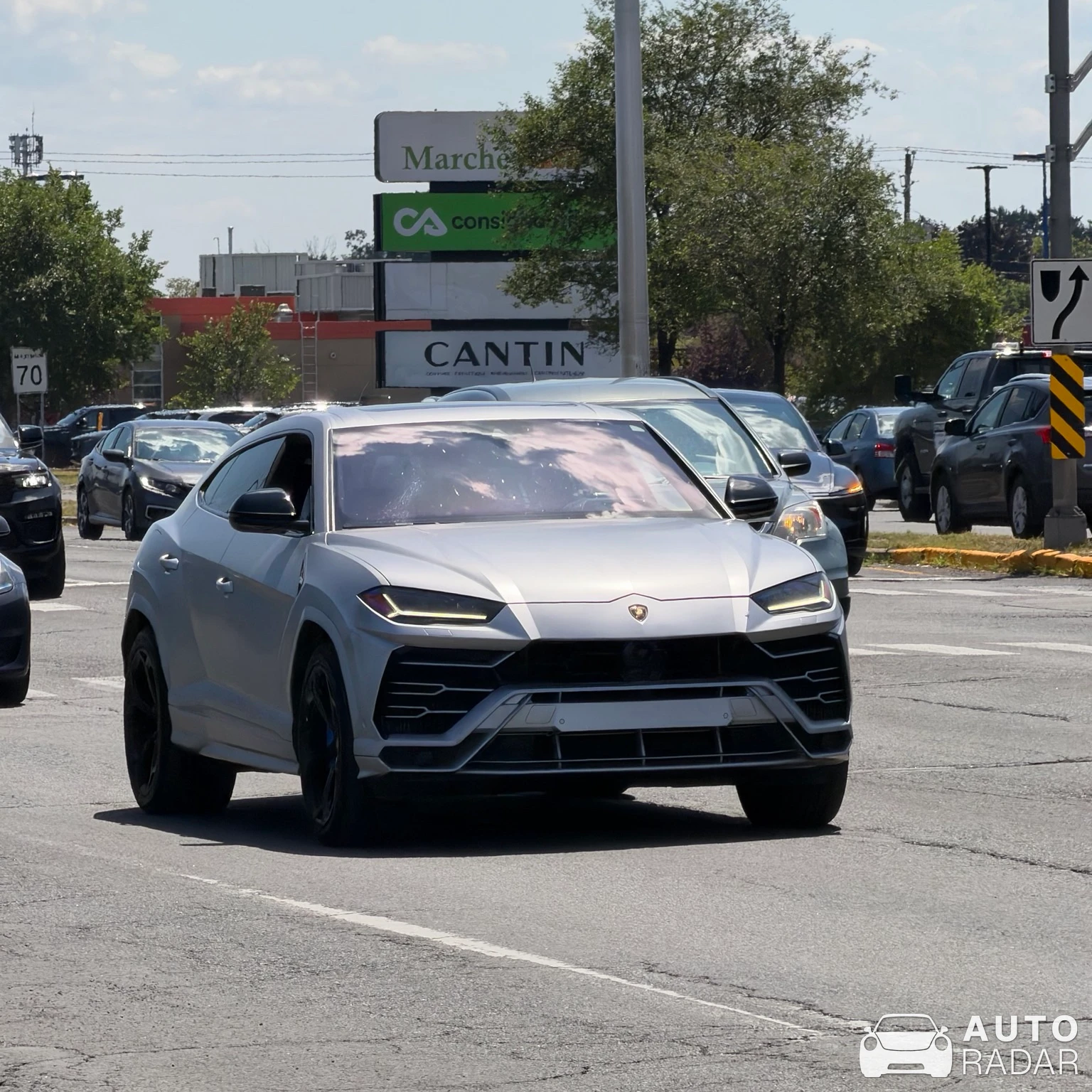 Lamborghini Urus spotted in Longueuil