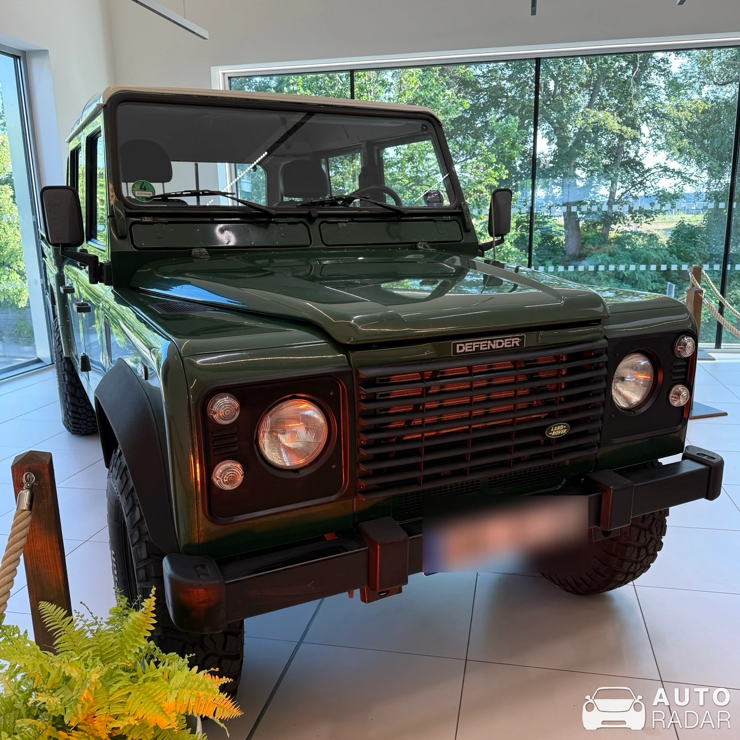 Land Rover Defender 110 spotted in Chemnitz