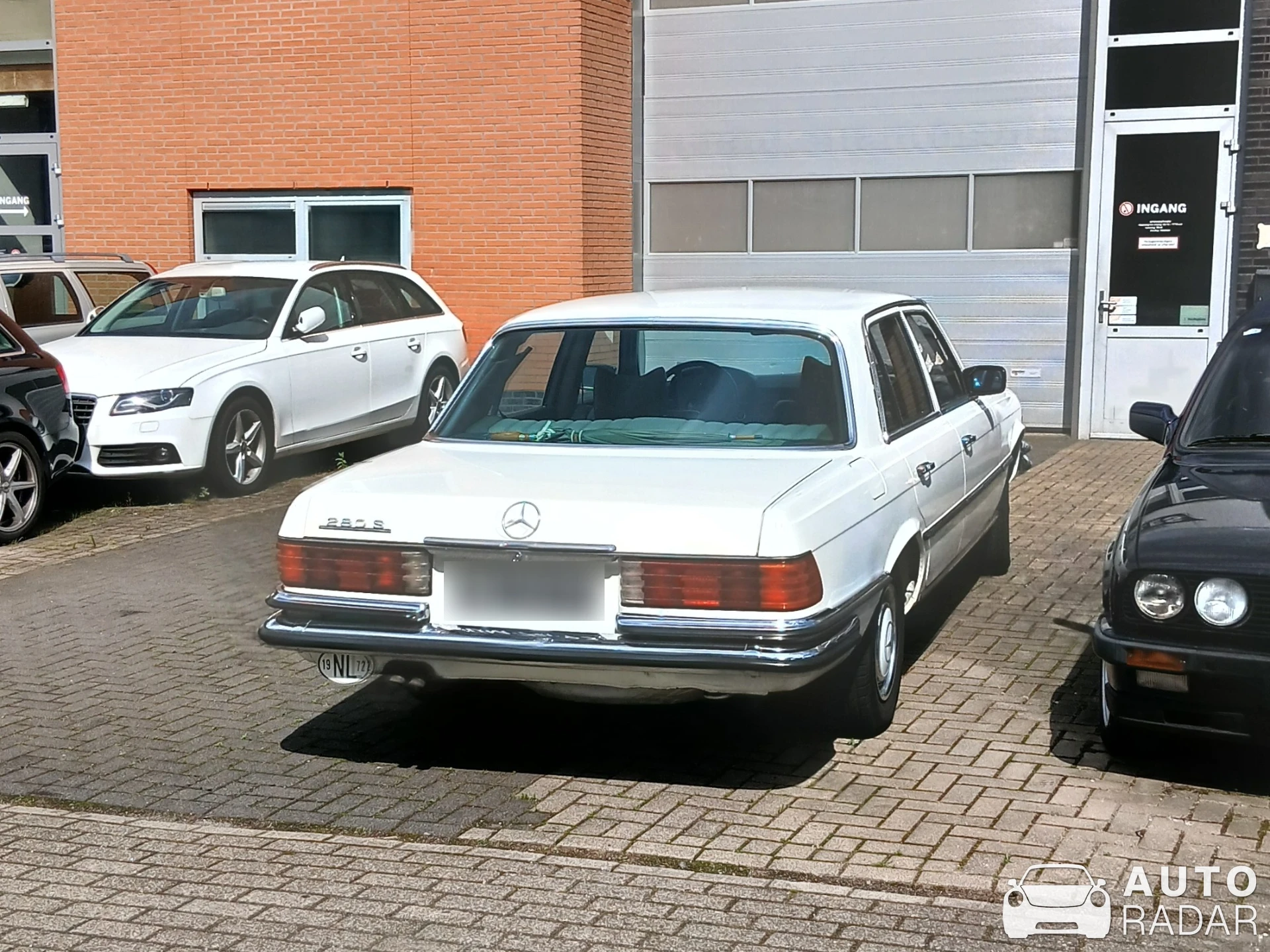 Mercedes-Benz 280 S spotted in Zelhem