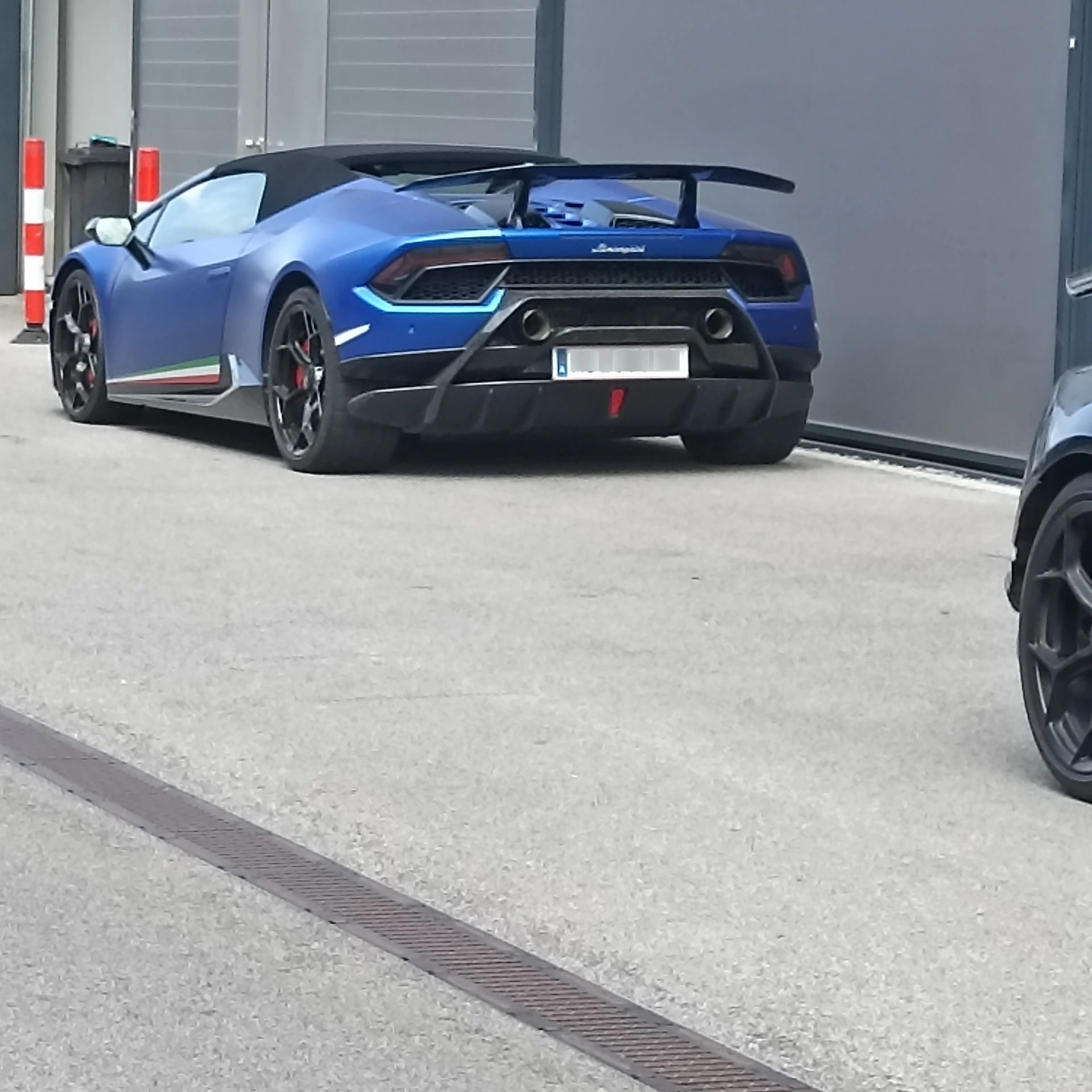 Lamborghini Huracán LP640-4 Performante Spyder spotted in Wien, Austria