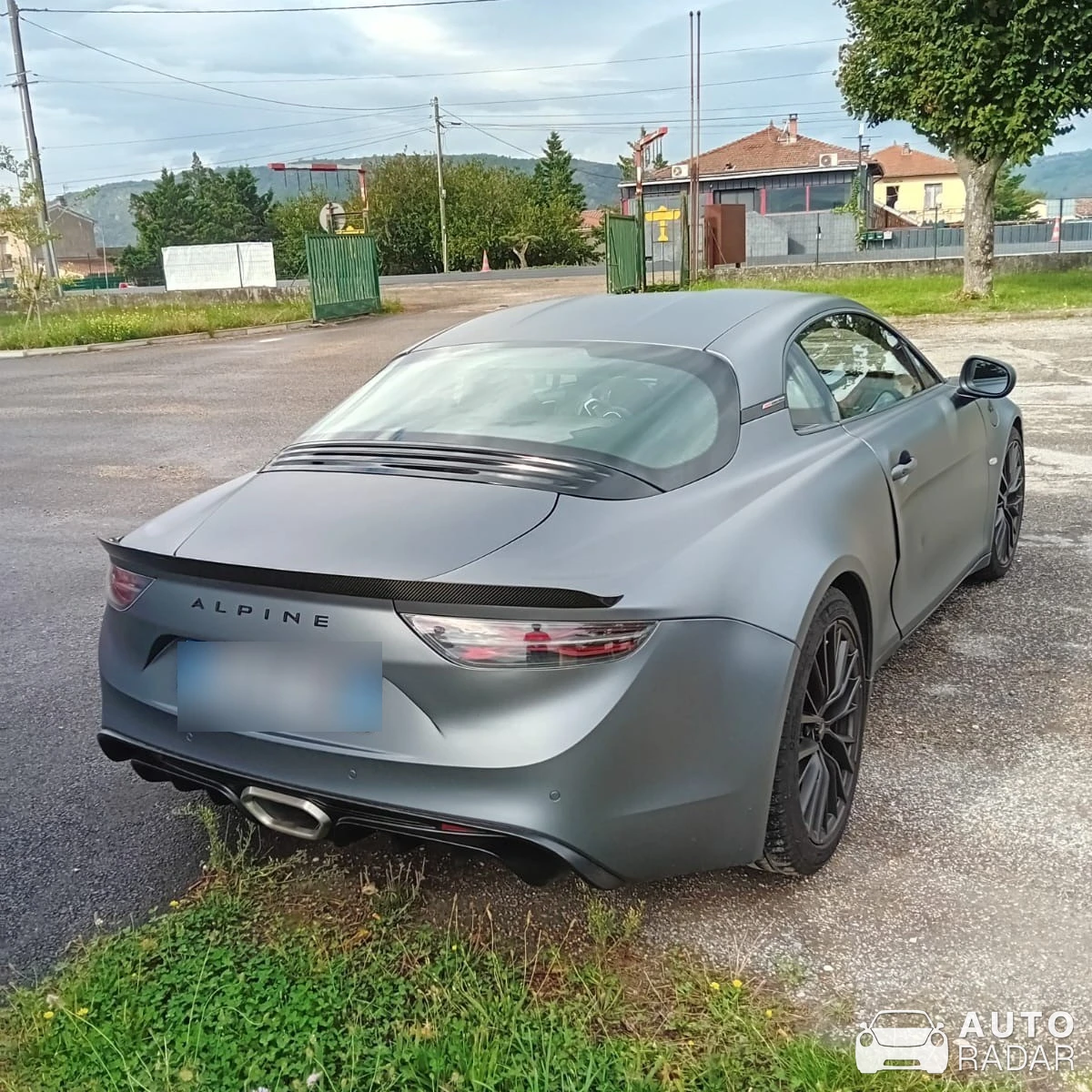 Alpine A110 S 2022 spotted in Albon