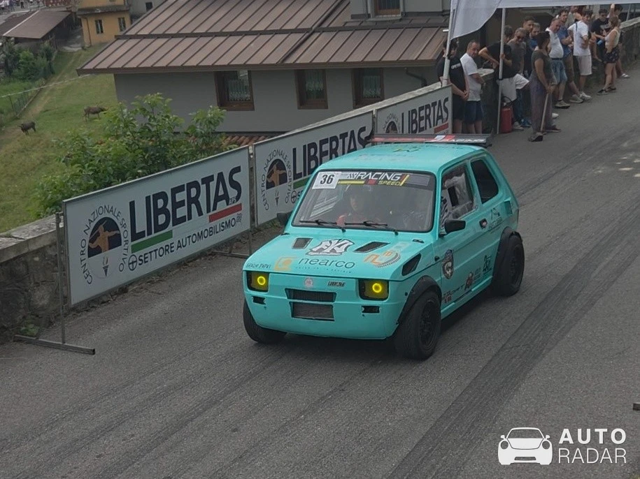 Fiat 126 spotted in Cerveno