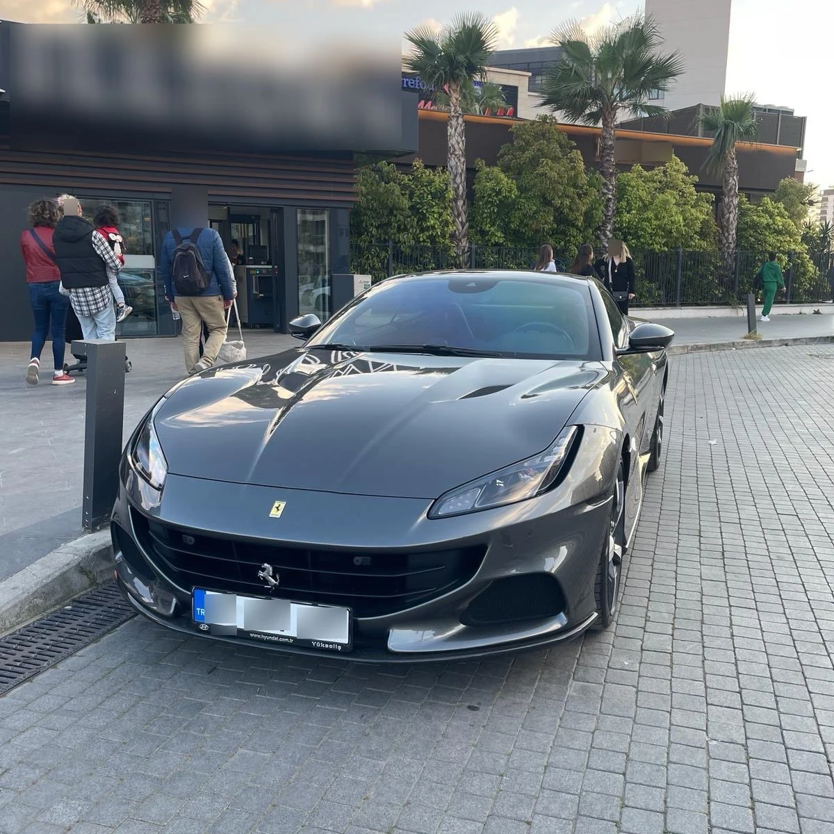 Ferrari Portofino spotted in İzmir, Türkiye