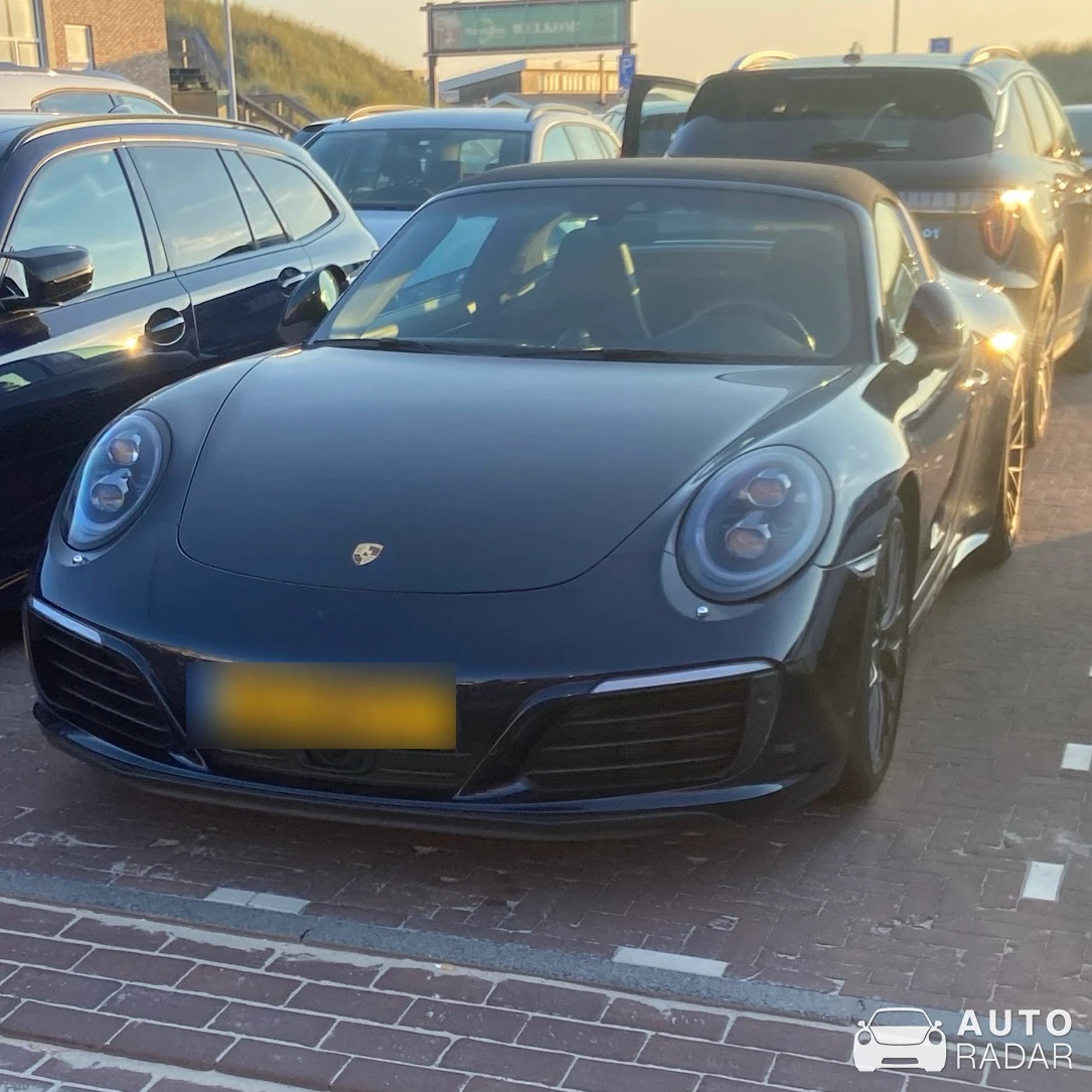 Porsche 991 Carrera Cabriolet MkII spotted in Egmond aan Zee
