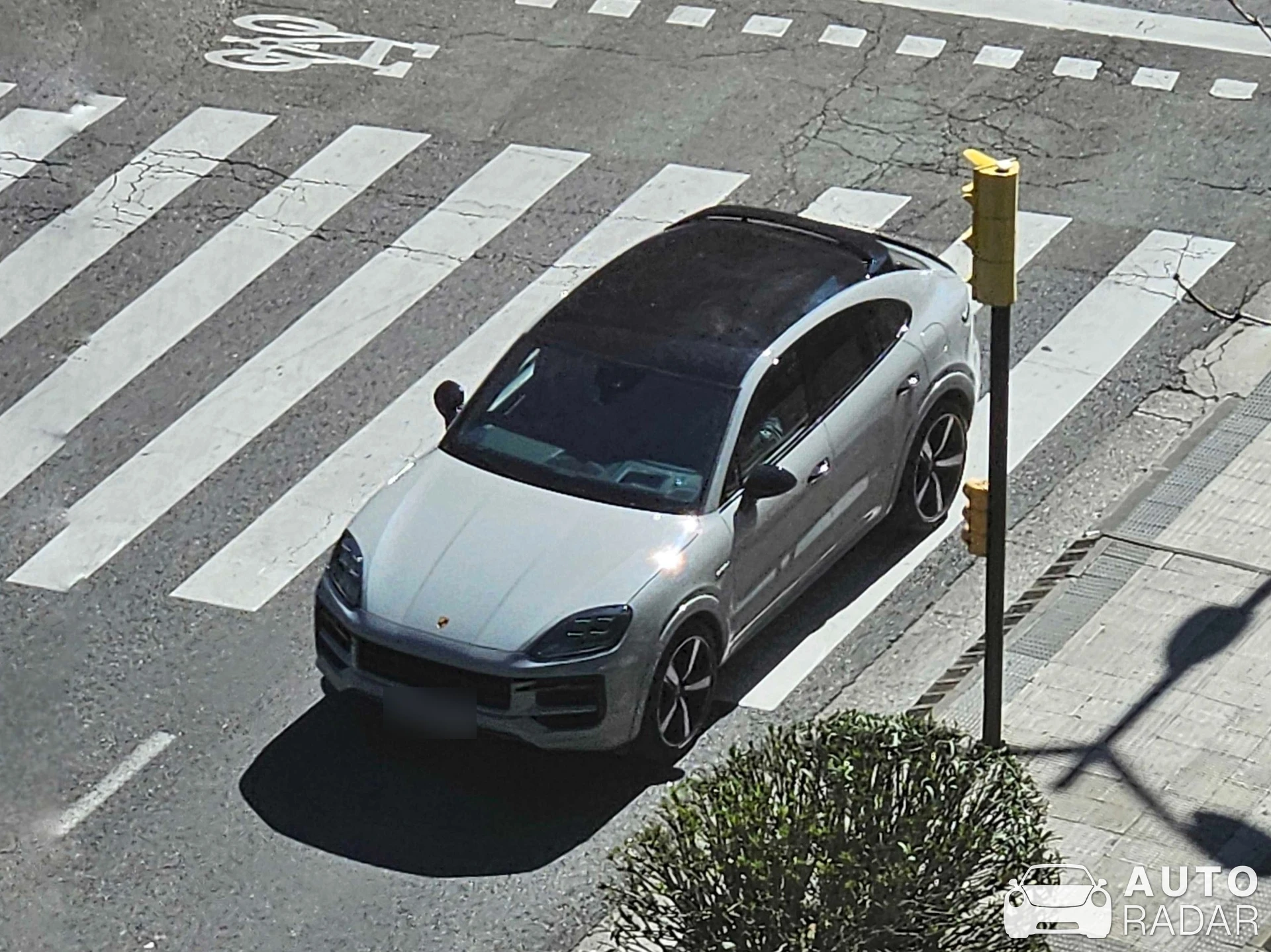 Porsche Cayenne Coupé spotted in Zaragoza