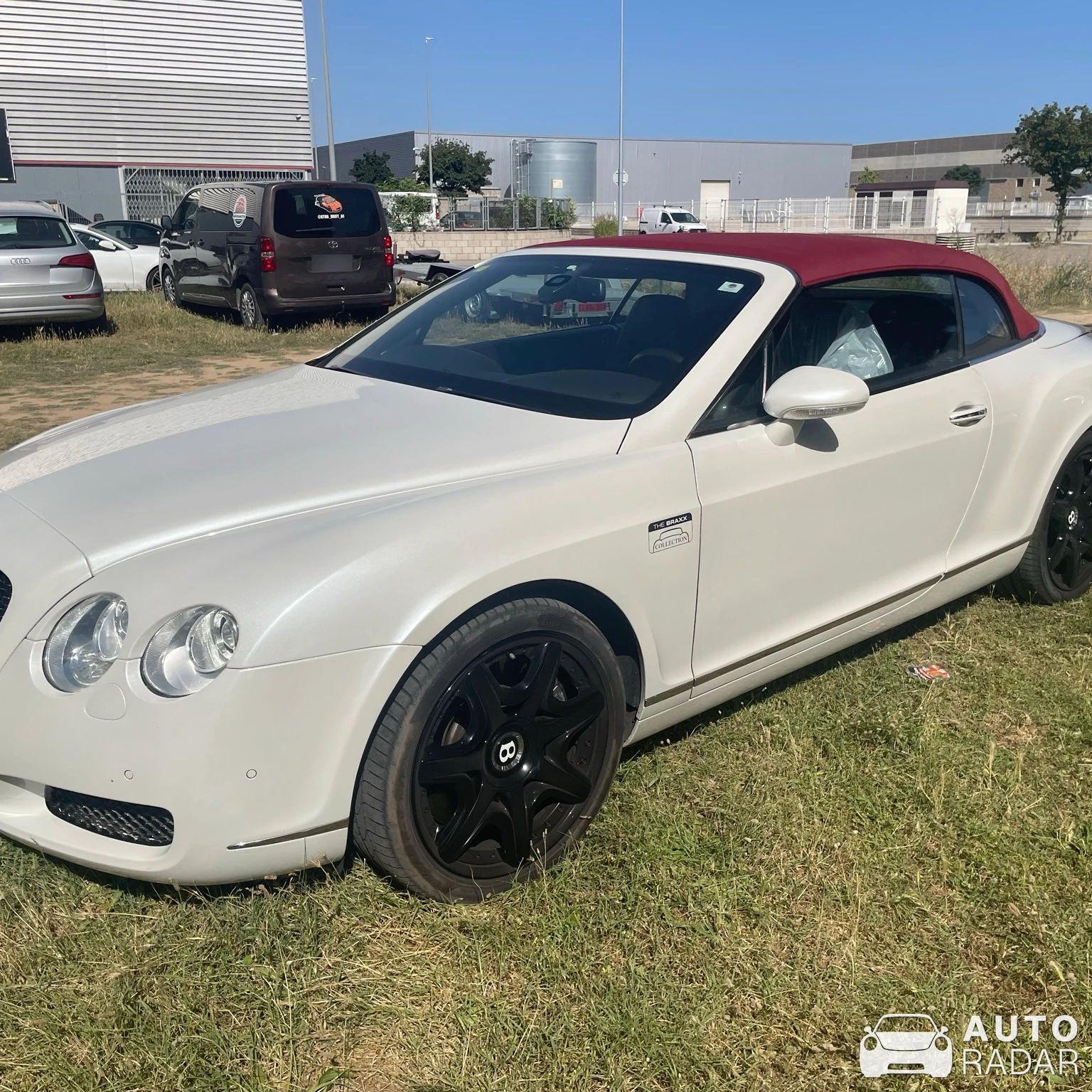 Bentley Continental GTC spotted in Castelló d'Empúries
