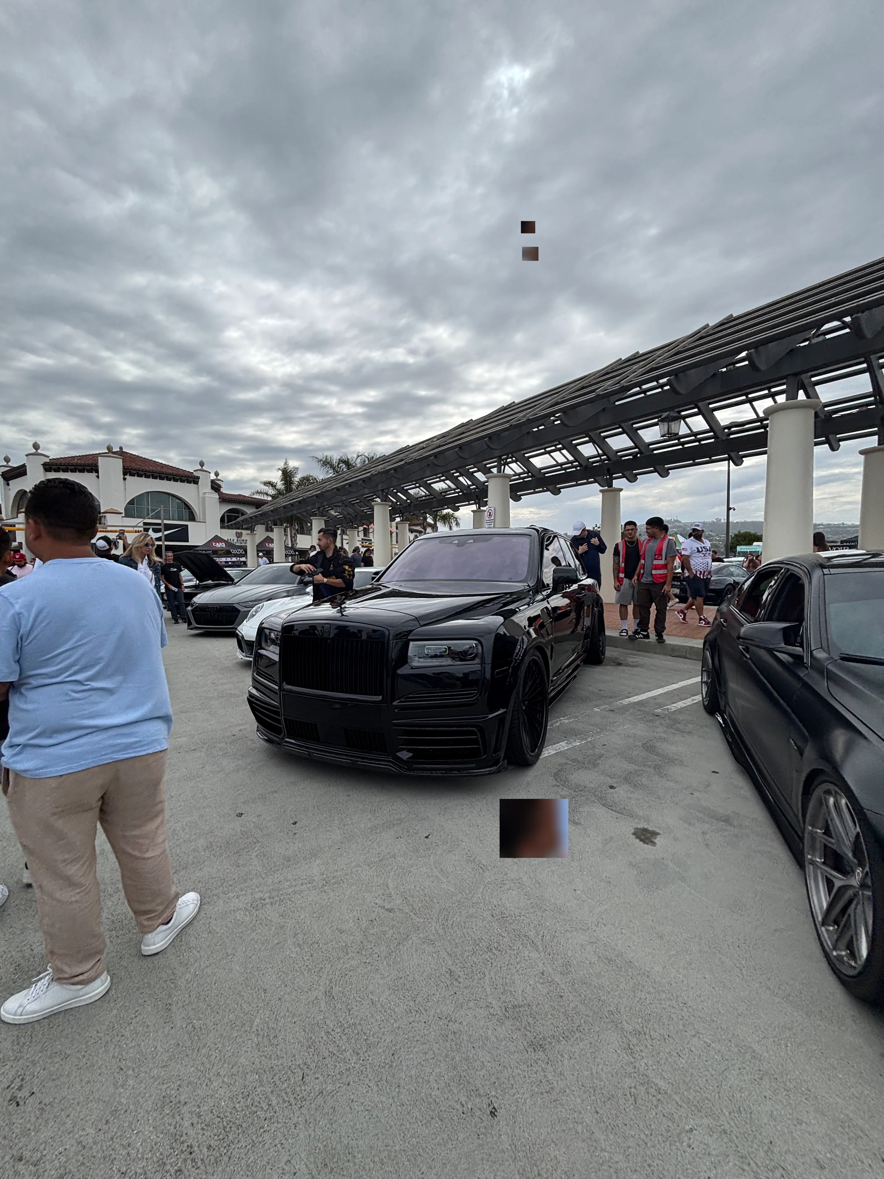 Rolls-Royce Cullinan Mansory spotted in San Clemente