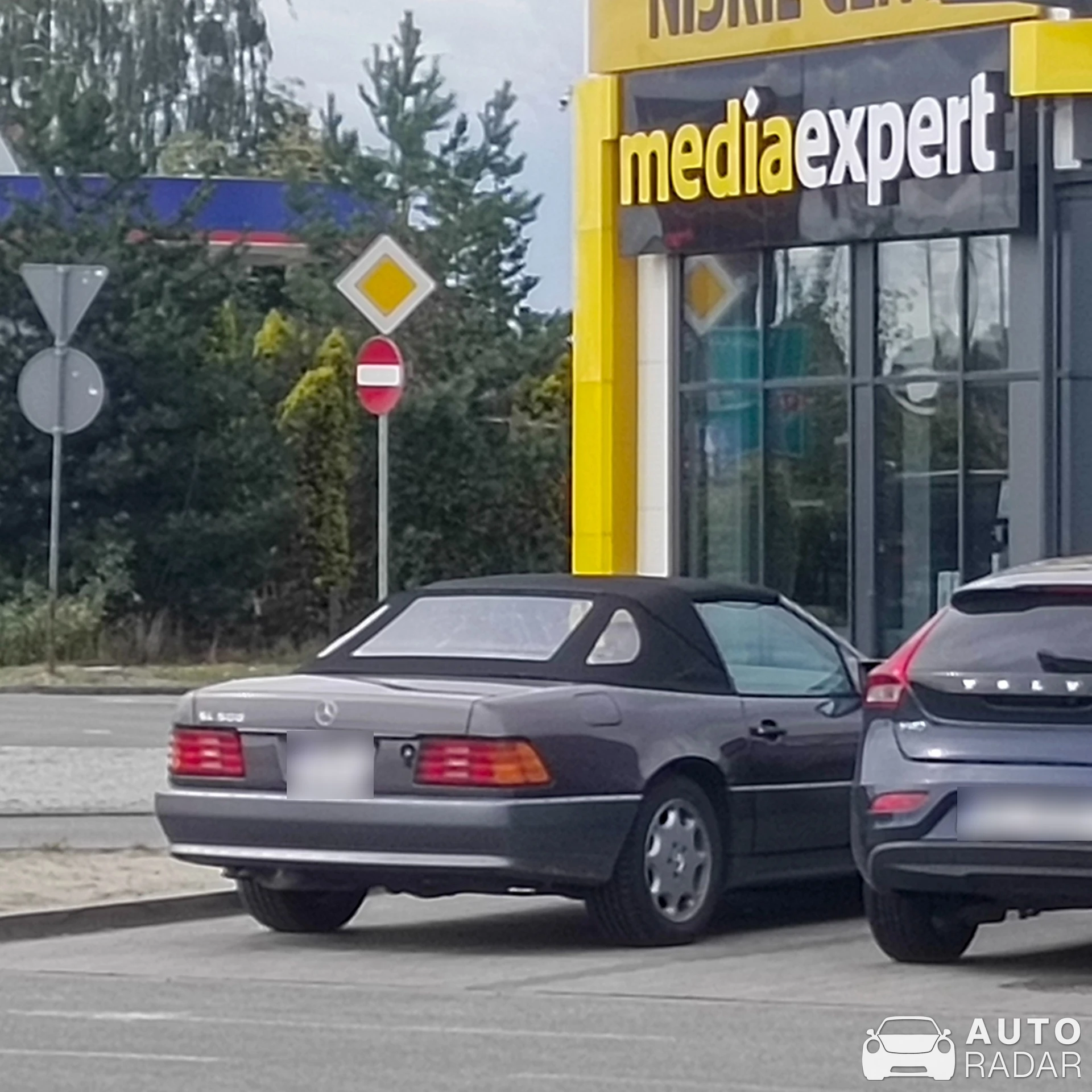 Mercedes-Benz SL 500 R129 spotted in Wójtówka