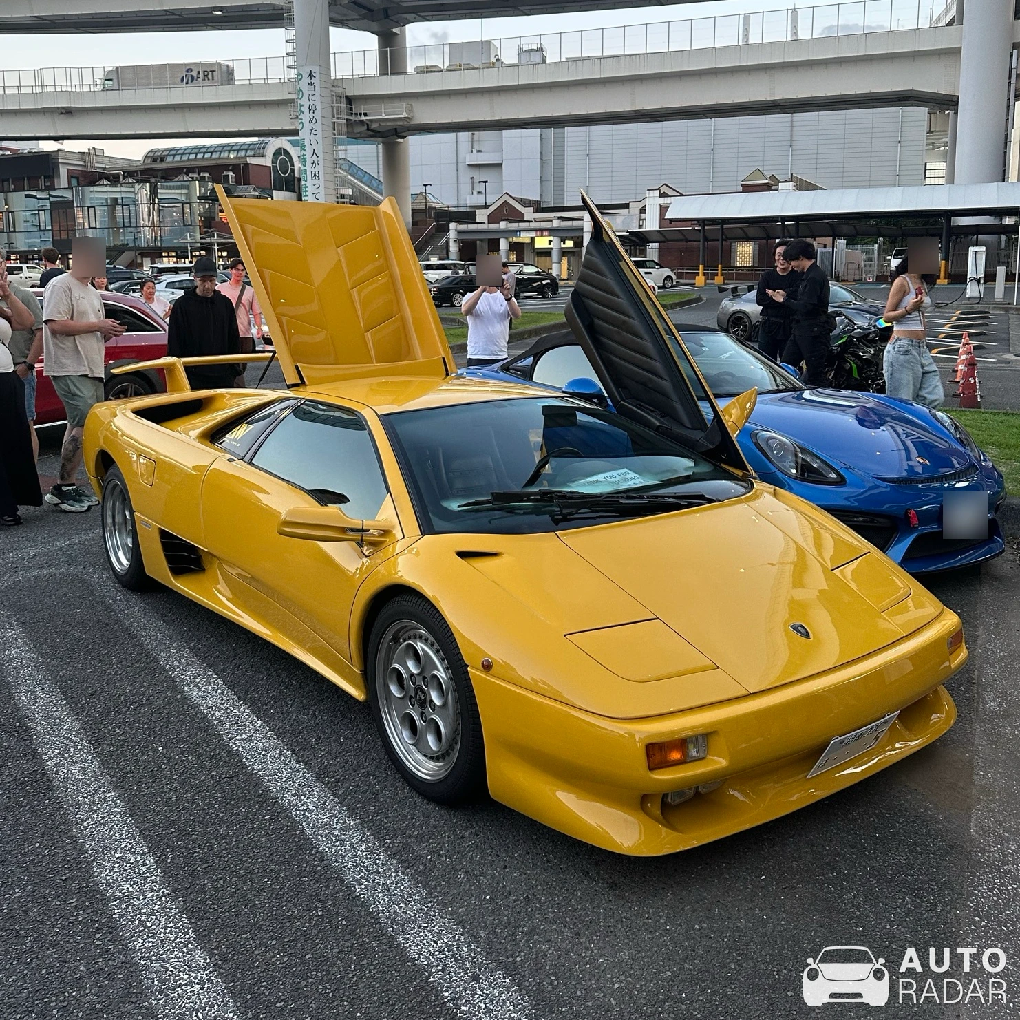 Lamborghini Diablo spotted in Yokohama