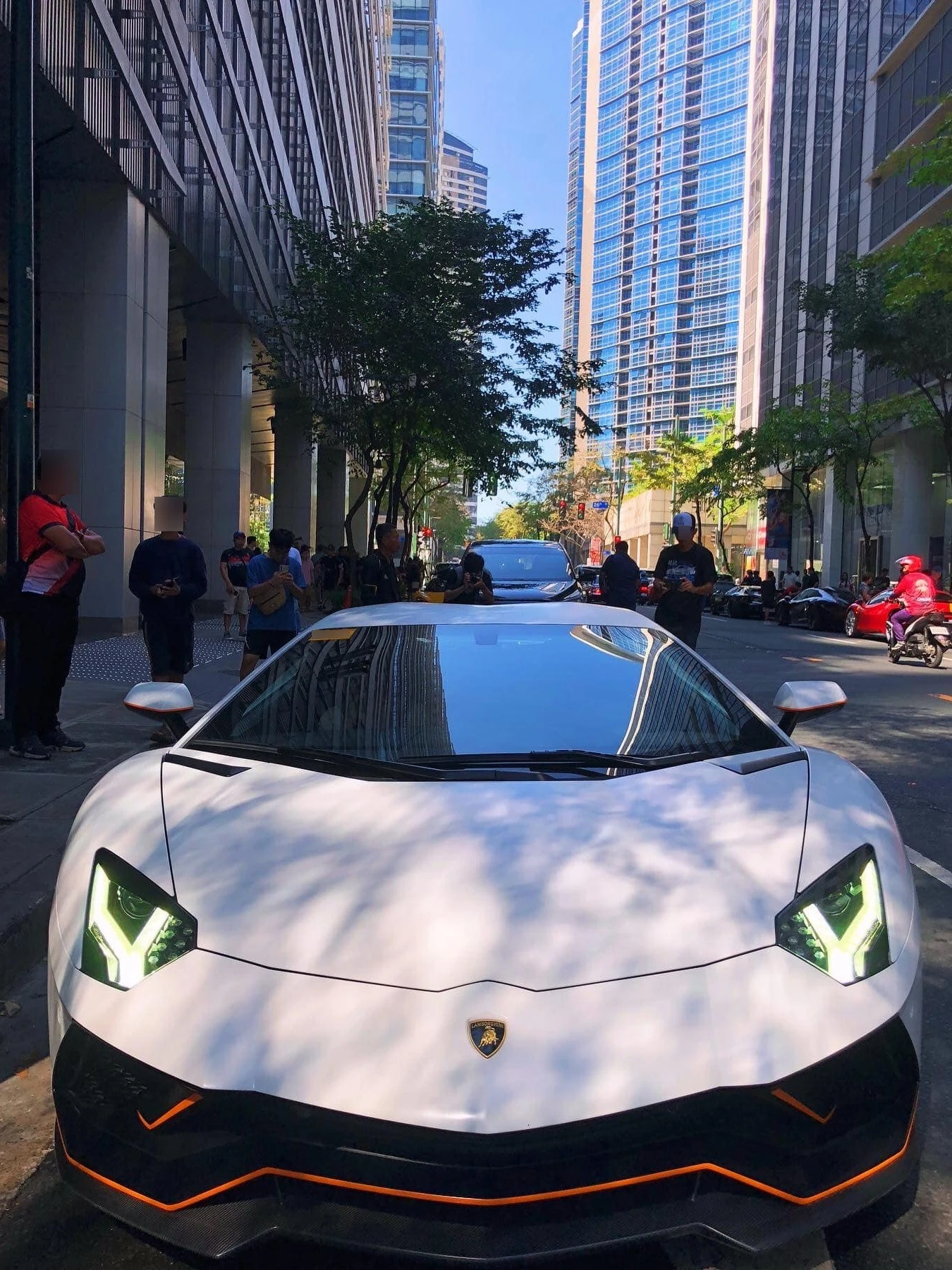 Lamborghini Aventador LP780-4 Ultimae spotted in Taguig, Philippines