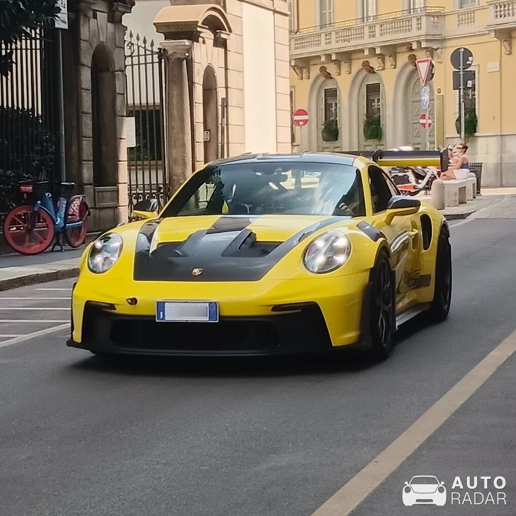 Porsche 992 GT3 RS MkI Weissach Package spotted in Milano, Italy