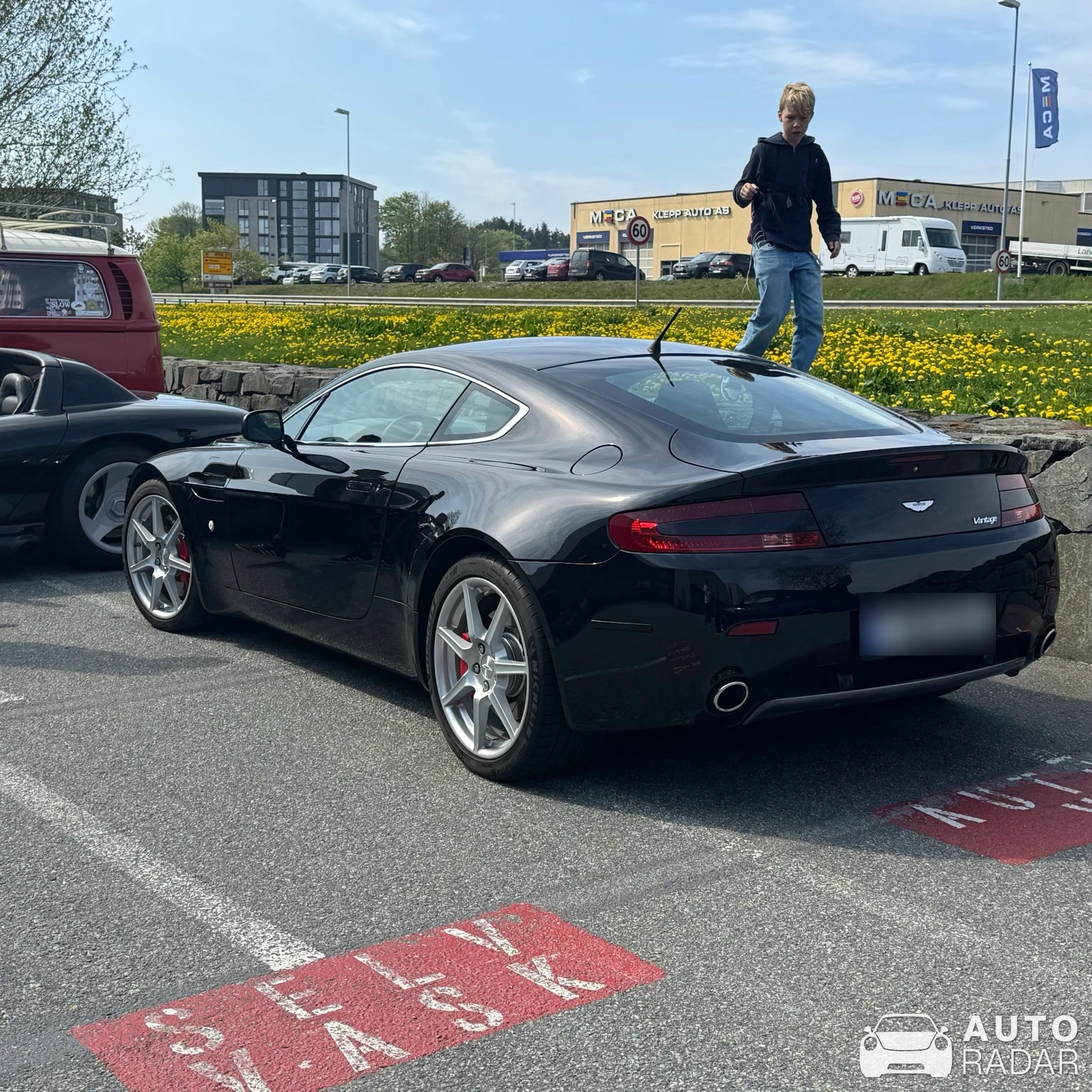 Aston Martin V8 Vantage spotted in Nærbø
