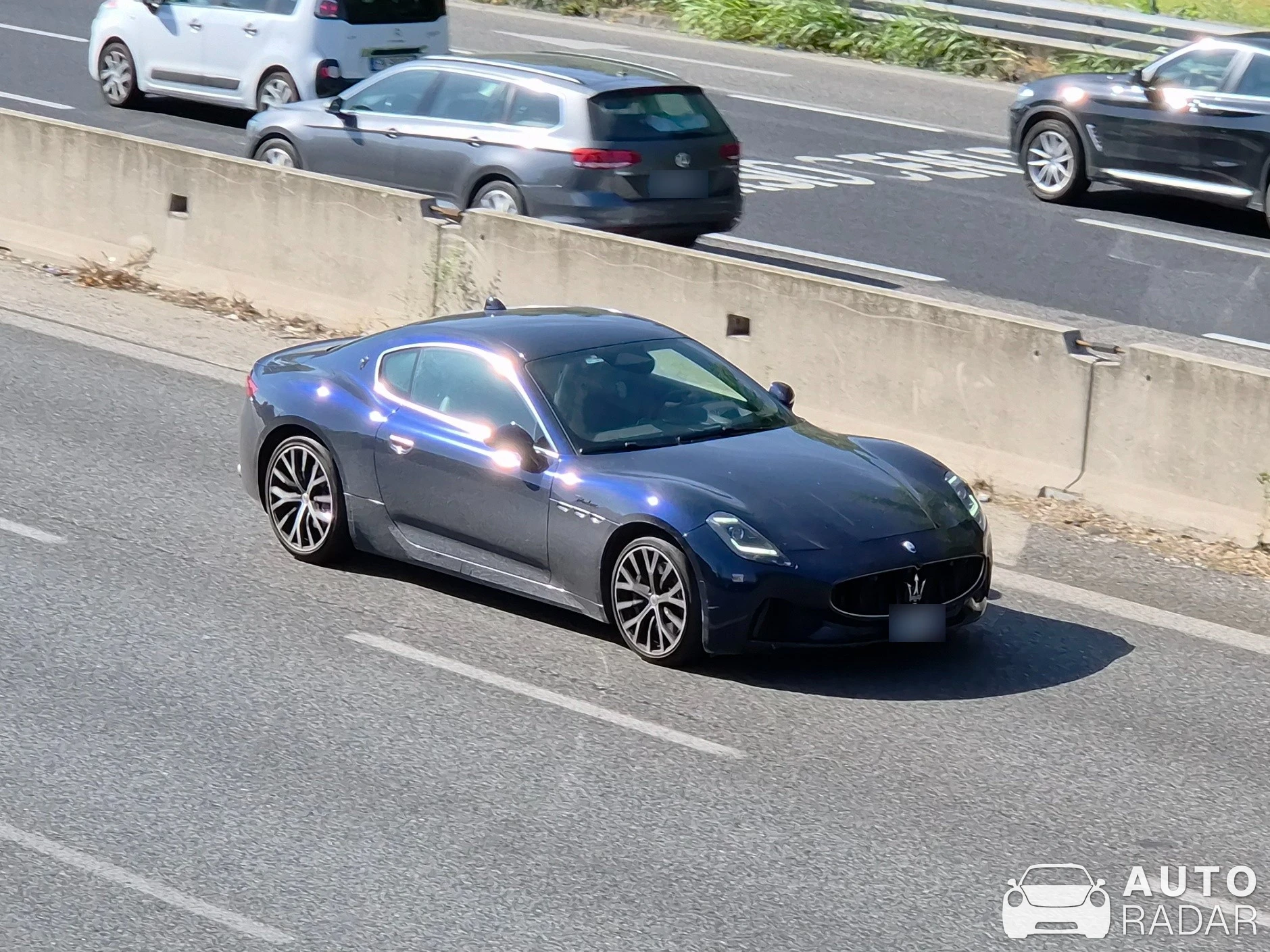 Maserati GranTurismo Modena spotted in Milano