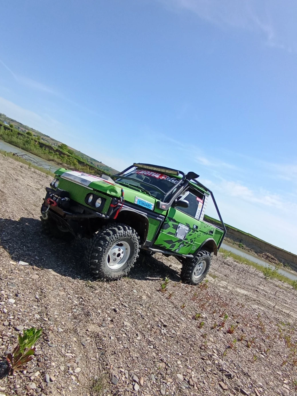 Land ROVER  Offroad edition spotted in Săucești, România