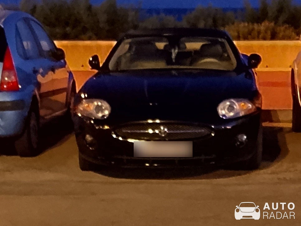 Jaguar XK150 spotted in Almería