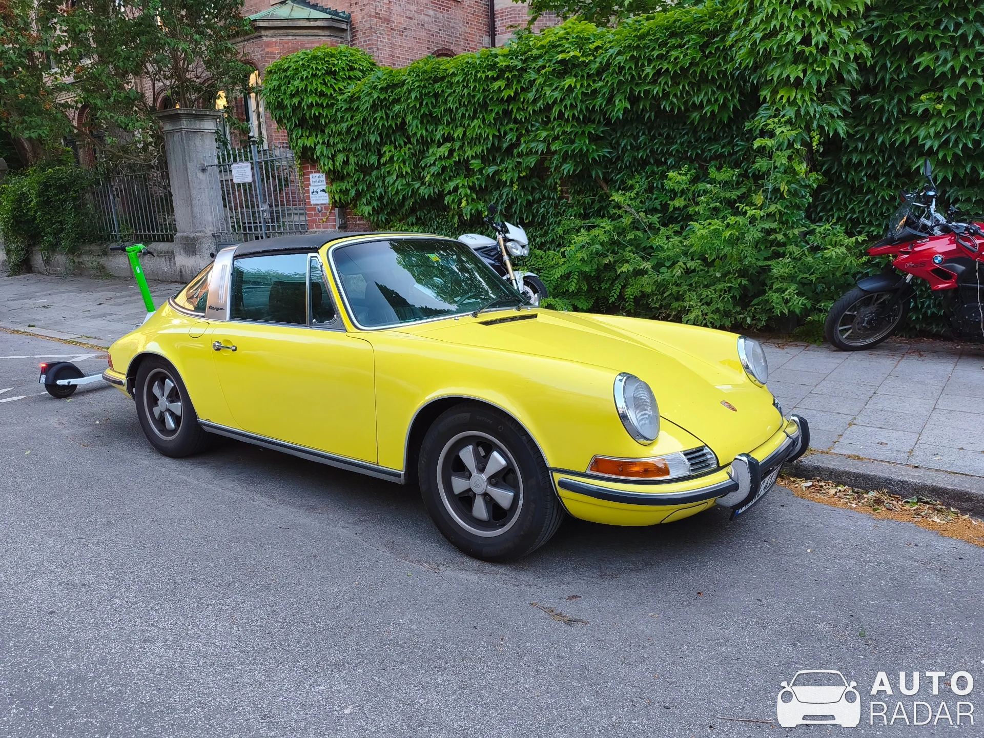 Porsche 911 T spotted in München