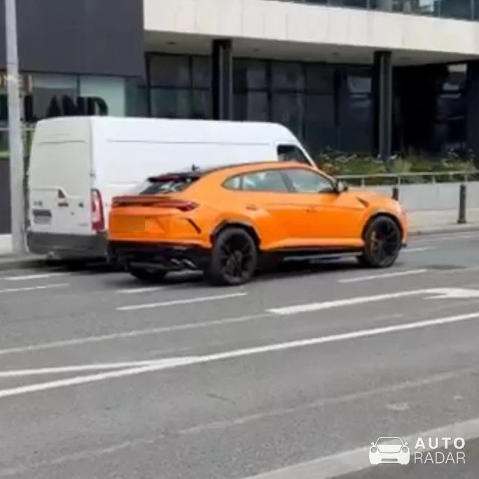 Lamborghini Urus spotted in Dublin