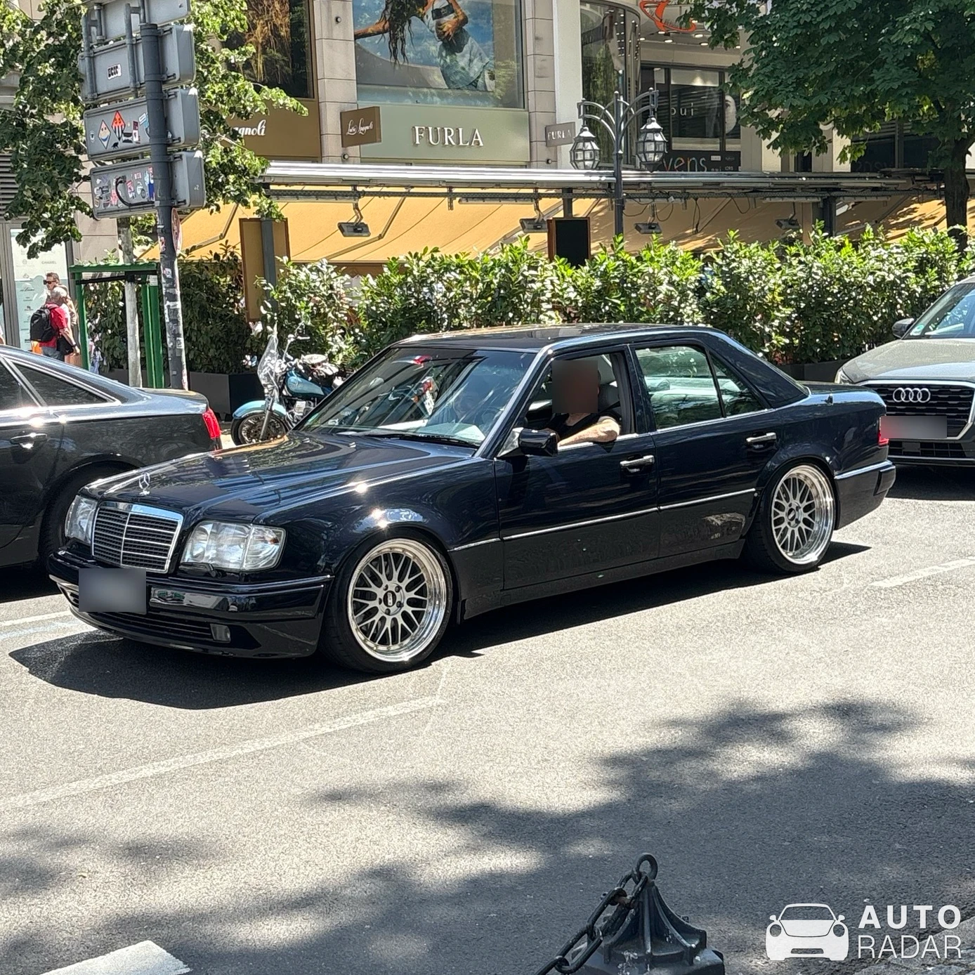 Mercedes-Benz E-Klasse spotted in Düsseldorf