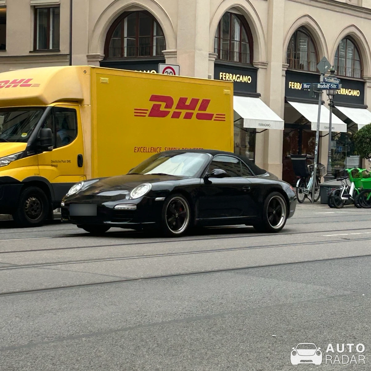Porsche 997 Carrera S Cabriolet spotted in München