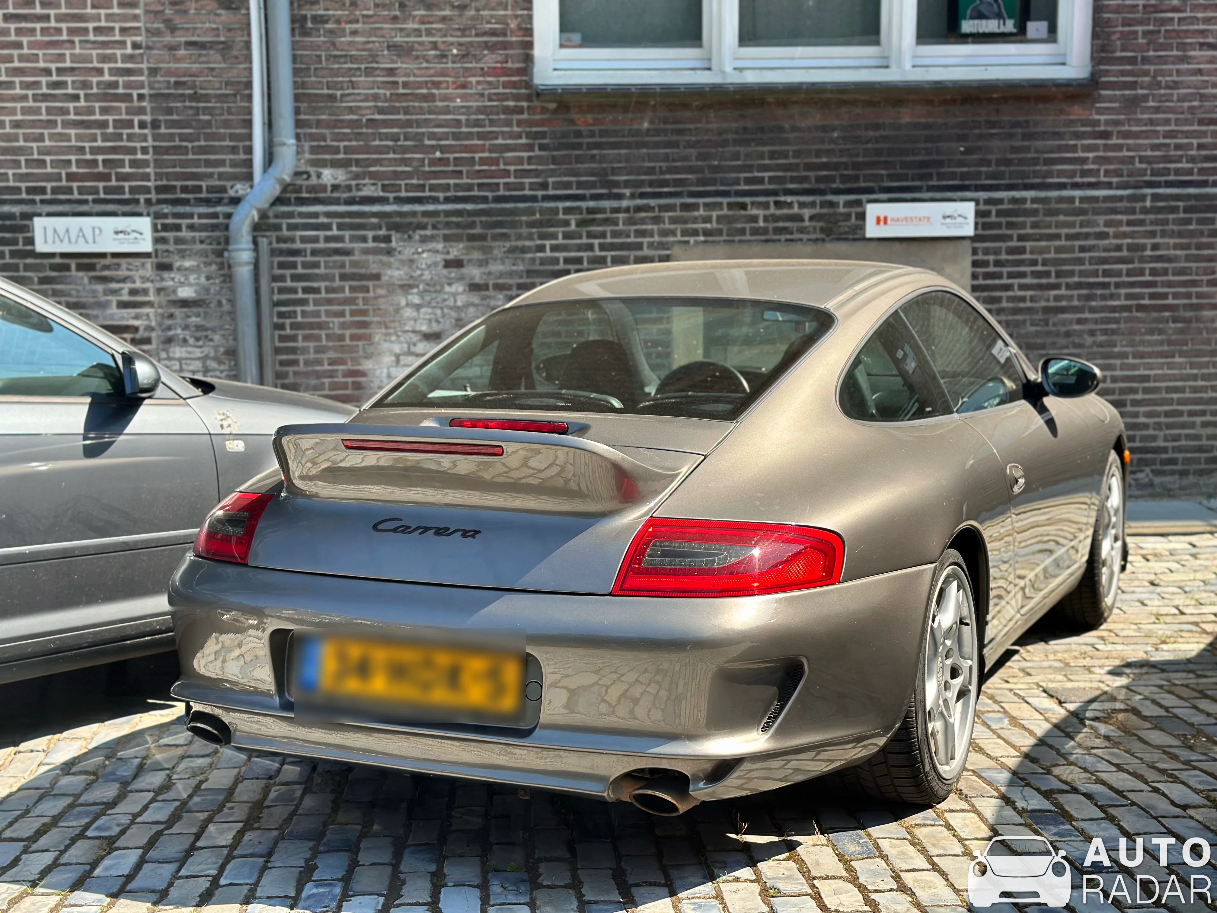 Porsche 996 Carrera spotted in Rotterdam
