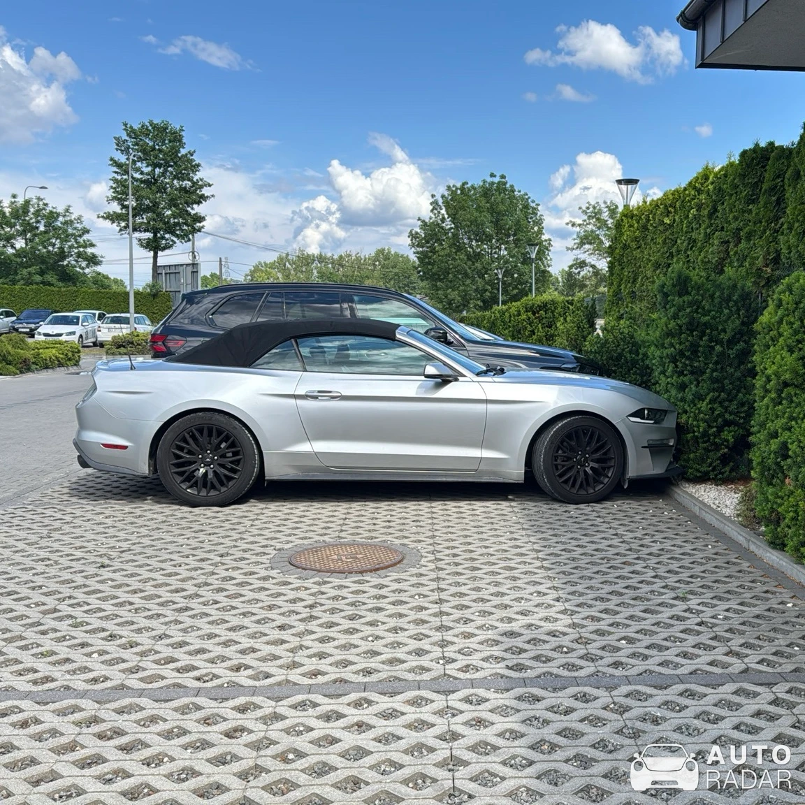 Ford Mustang Cabriolet spotted in Warszawa