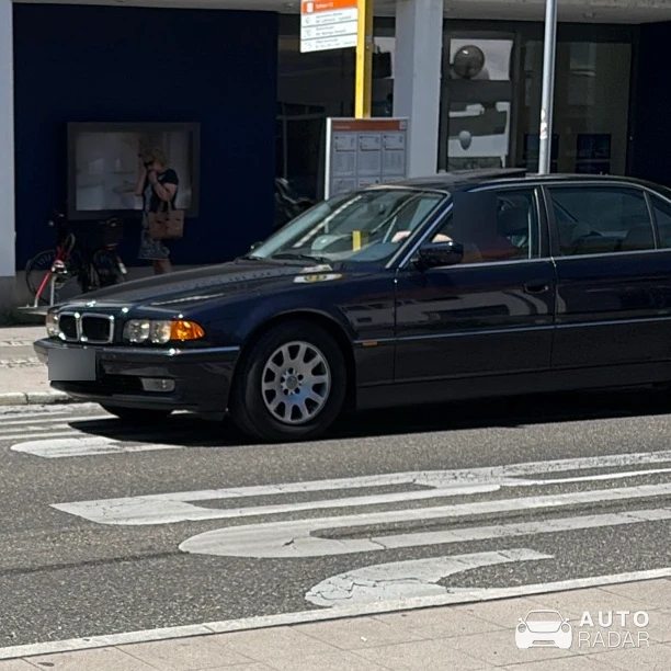 BMW 7 Series E38 spotted in Fellbach