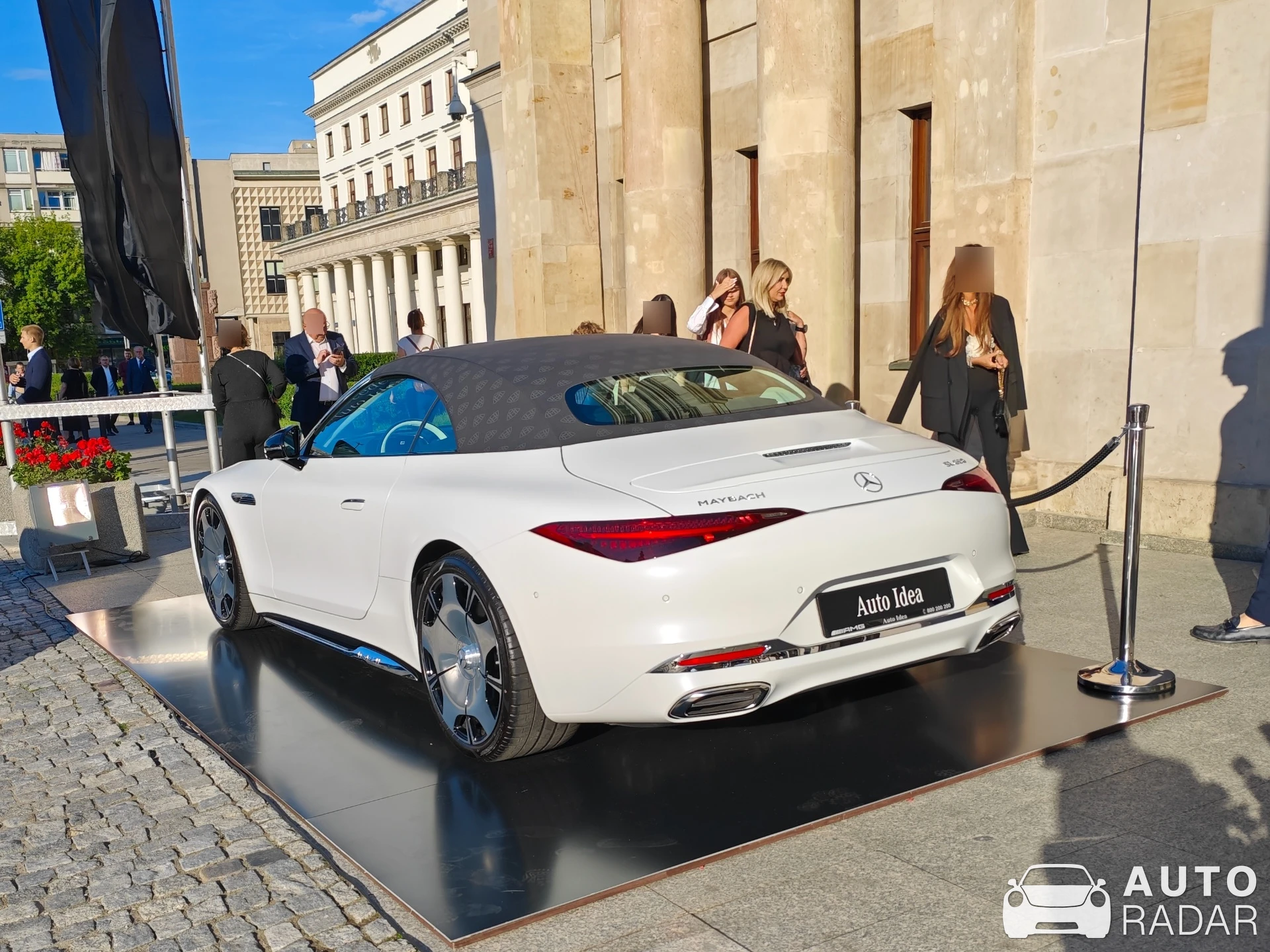 Mercedes-Maybach SL 680 spotted in Warszawa