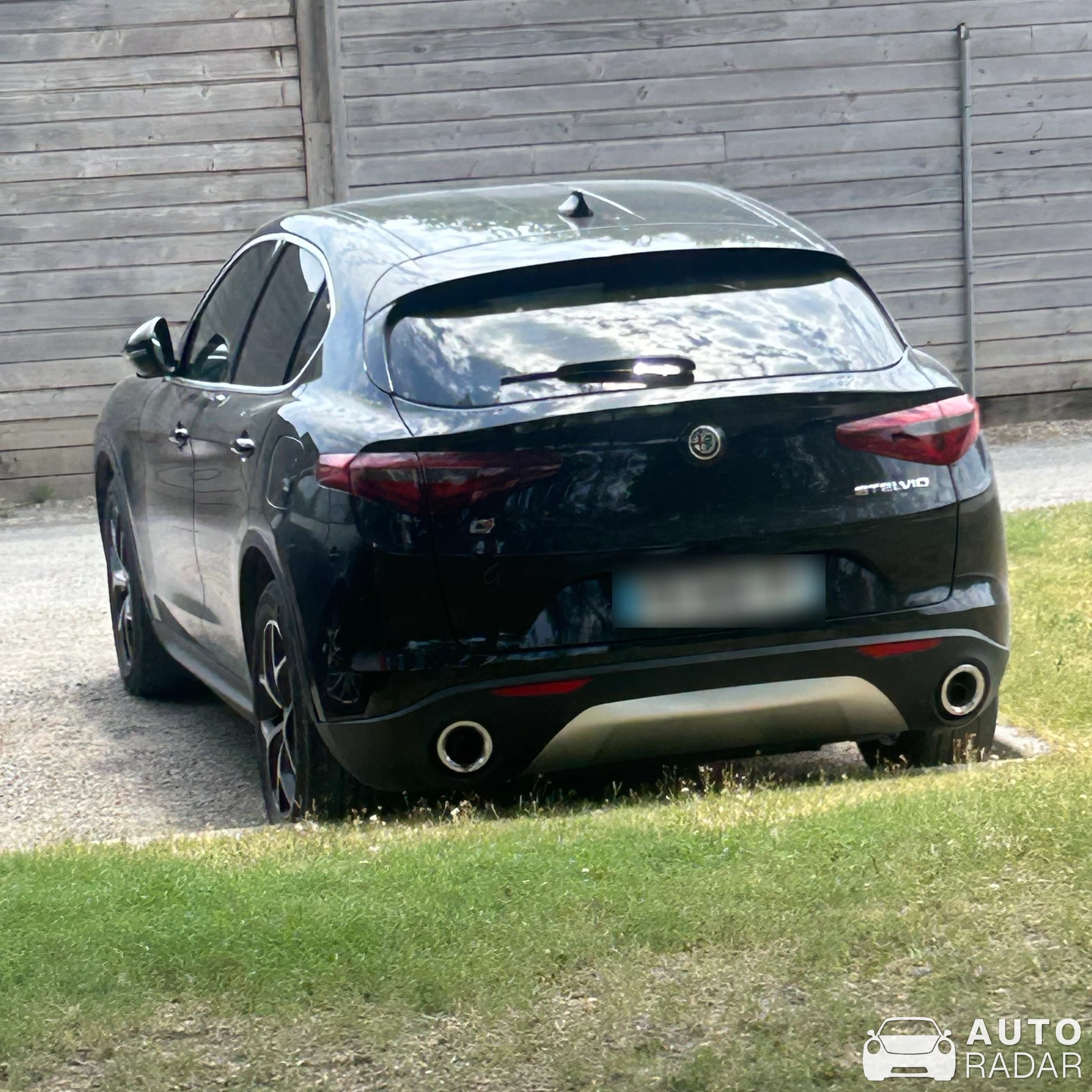 Alfa Romeo Stelvio Quadrifoglio spotted in Villeneuve-lès-Avignon
