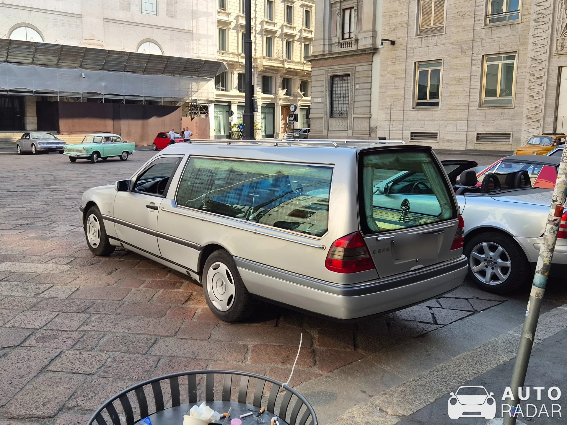 Mercedes-Benz C-Klasse W202 spotted in Milano
