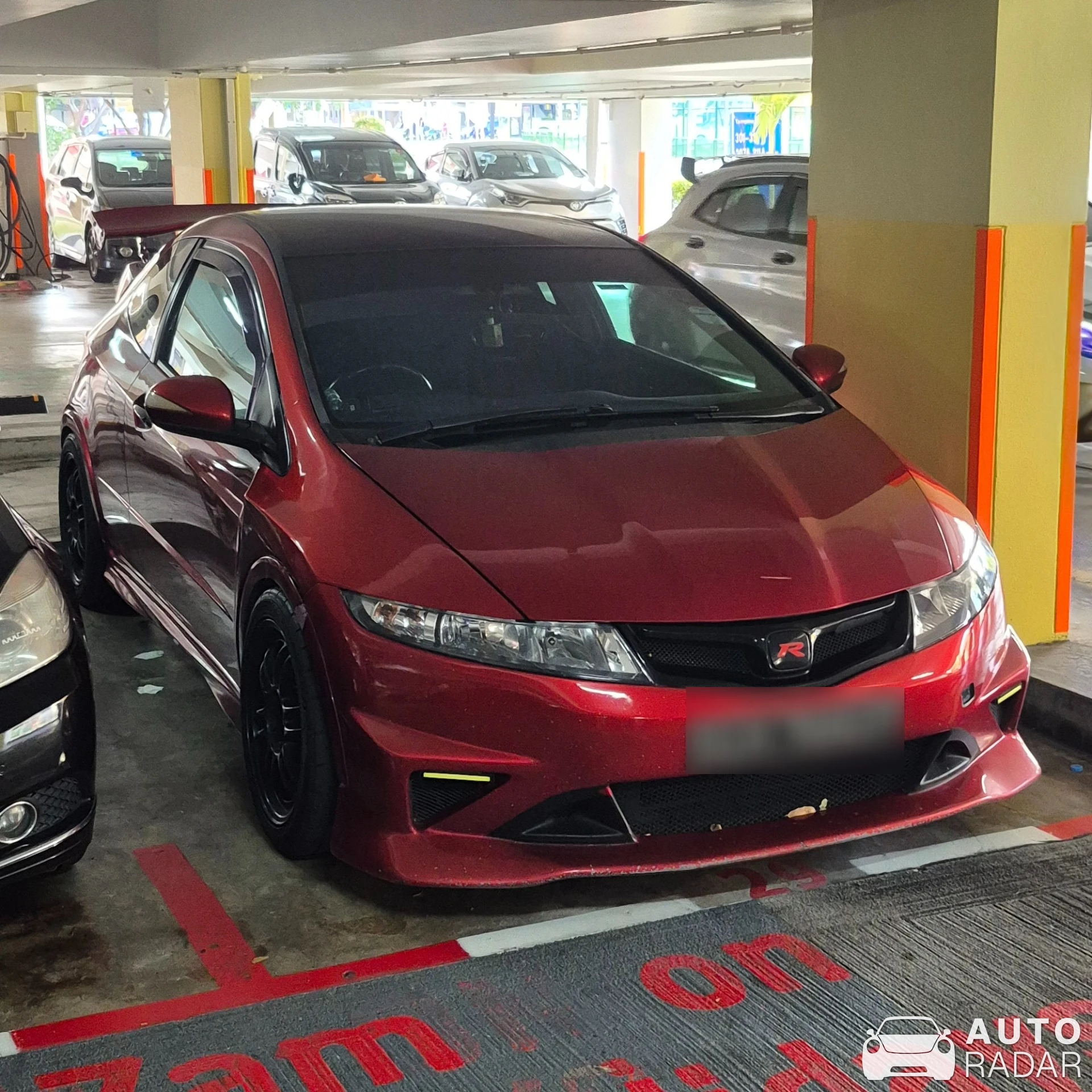 Honda Civic Type R FN2 spotted in Singapore