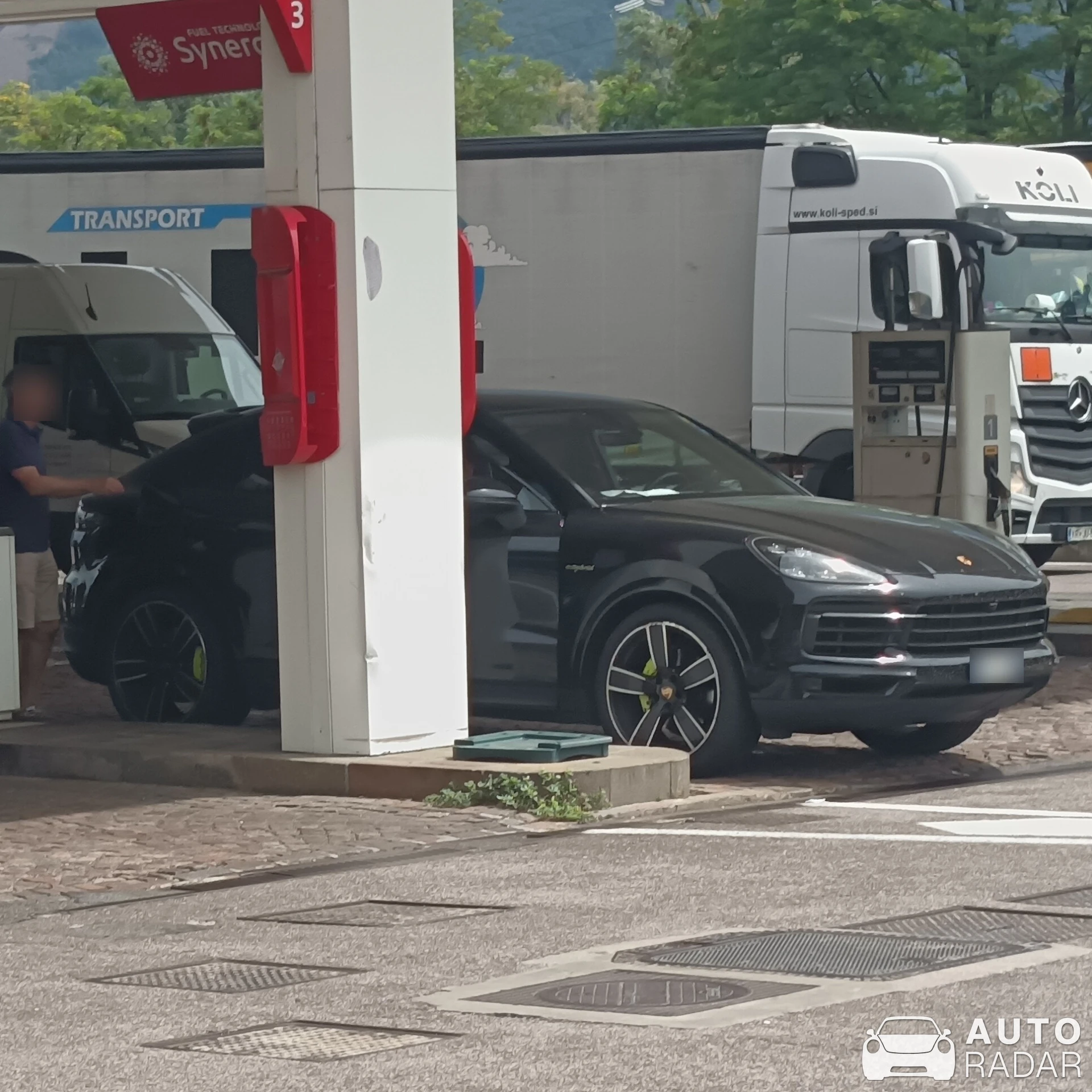 Porsche Cayenne Coupé E-Hybrid spotted in Varna