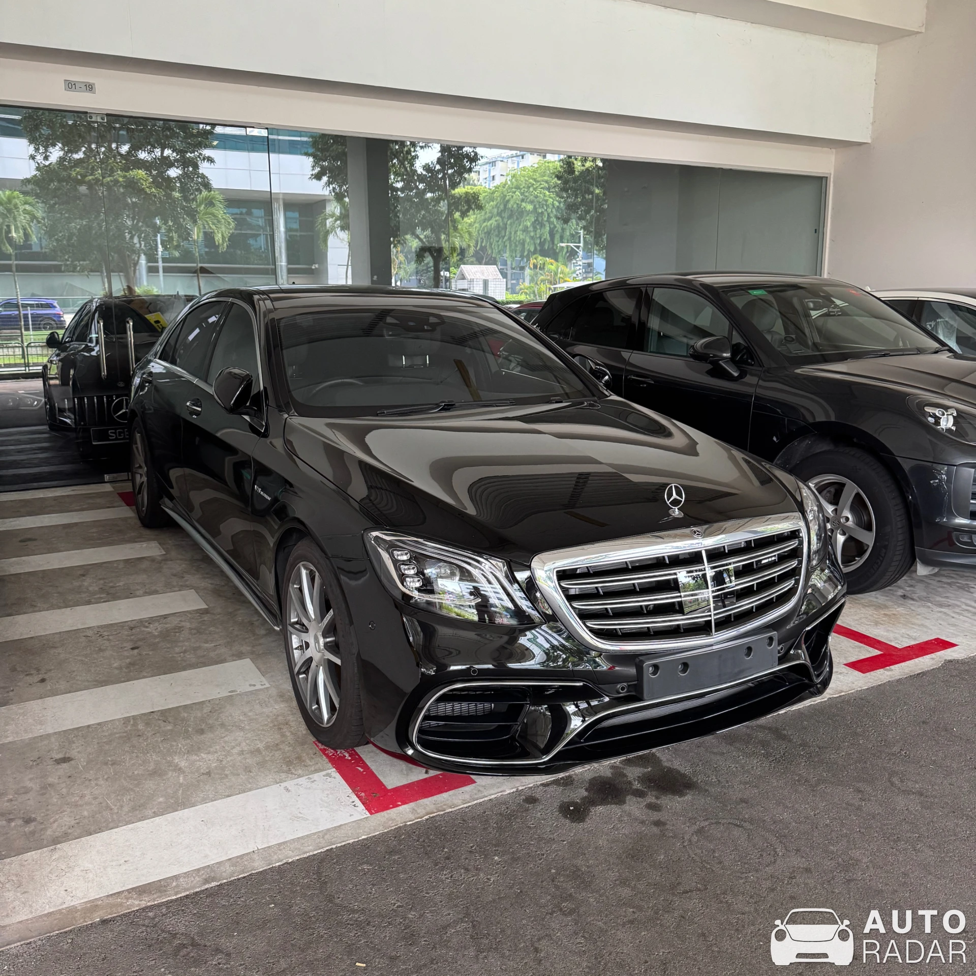 Mercedes-Benz S 63 AMG W222 spotted in Singapore