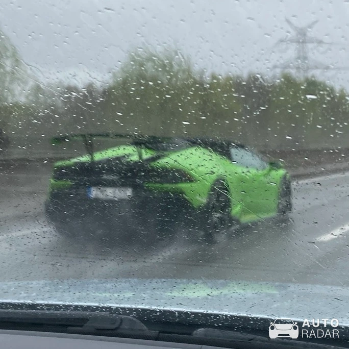 Lamborghini Huracán LP640-4 Performante Spyder spotted in Meppen