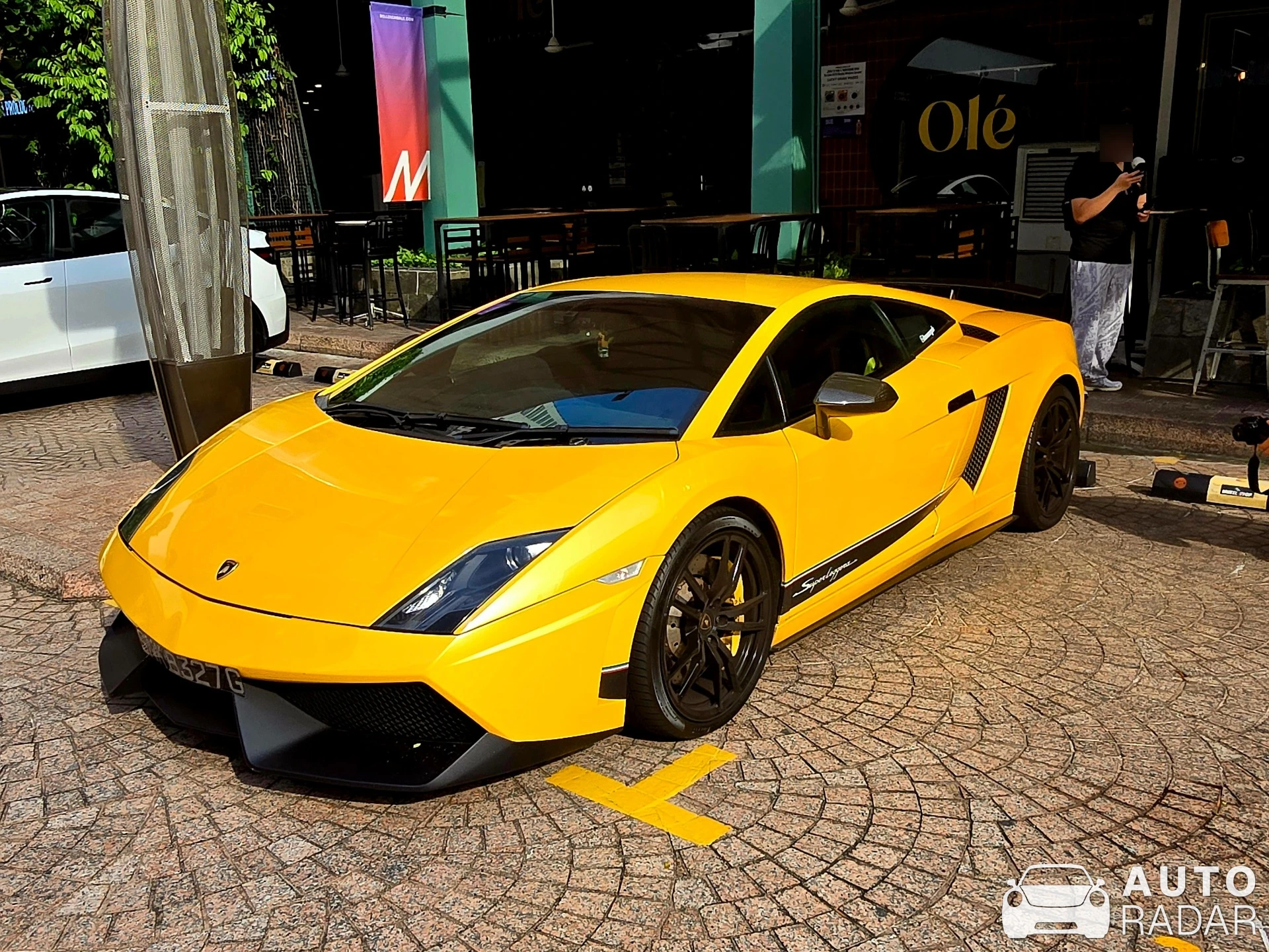 Lamborghini Gallardo LP570-4 Superleggera spotted in Singapore