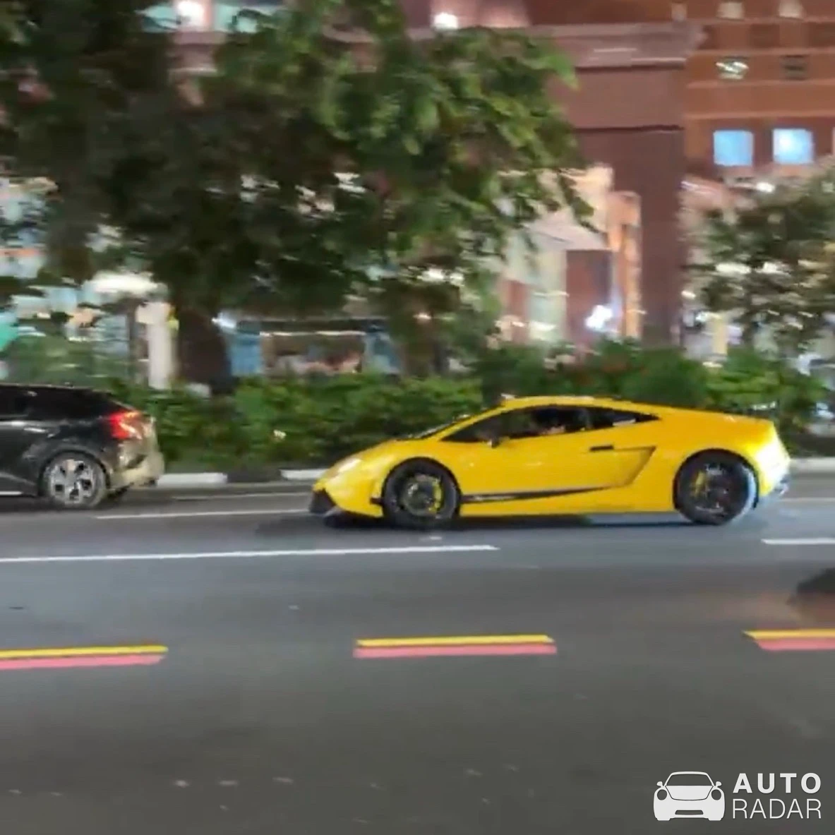 Lamborghini Gallardo LP570-4 Superleggera spotted in Singapore