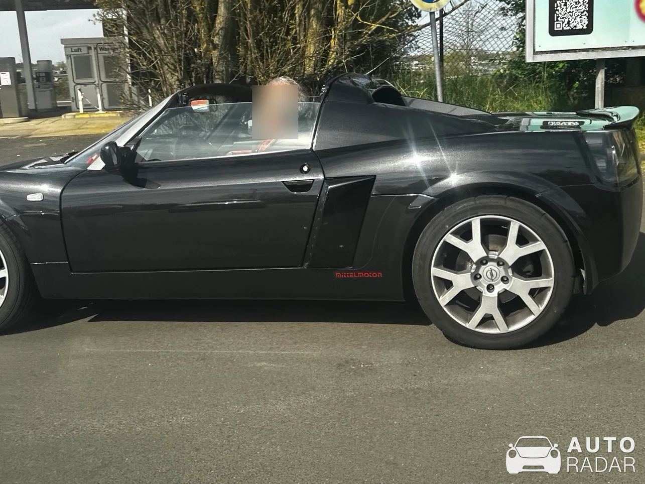 Opel Speedster spotted in Karben