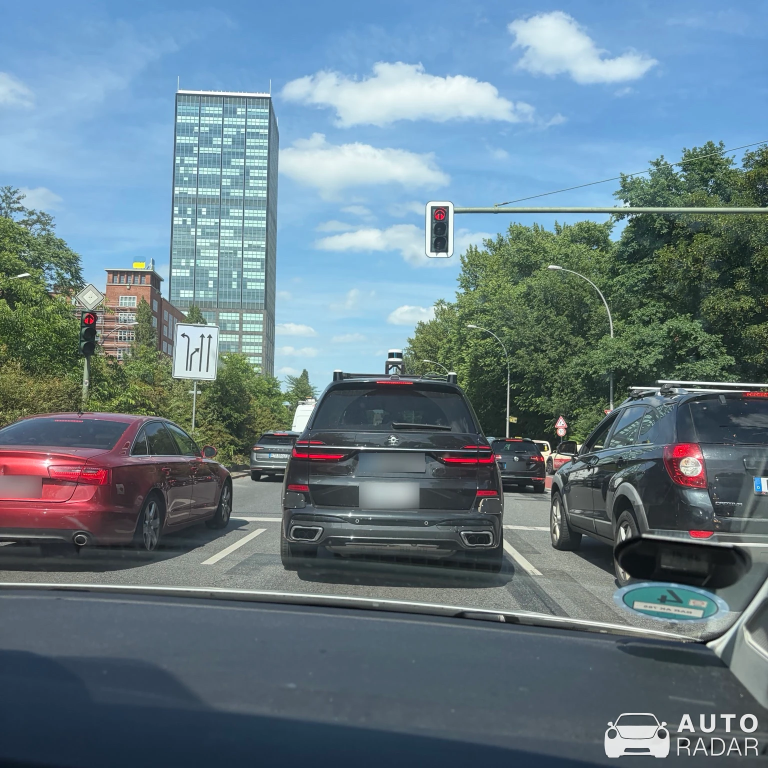 BMW X7 M50i xDrive G07 spotted in Berlin